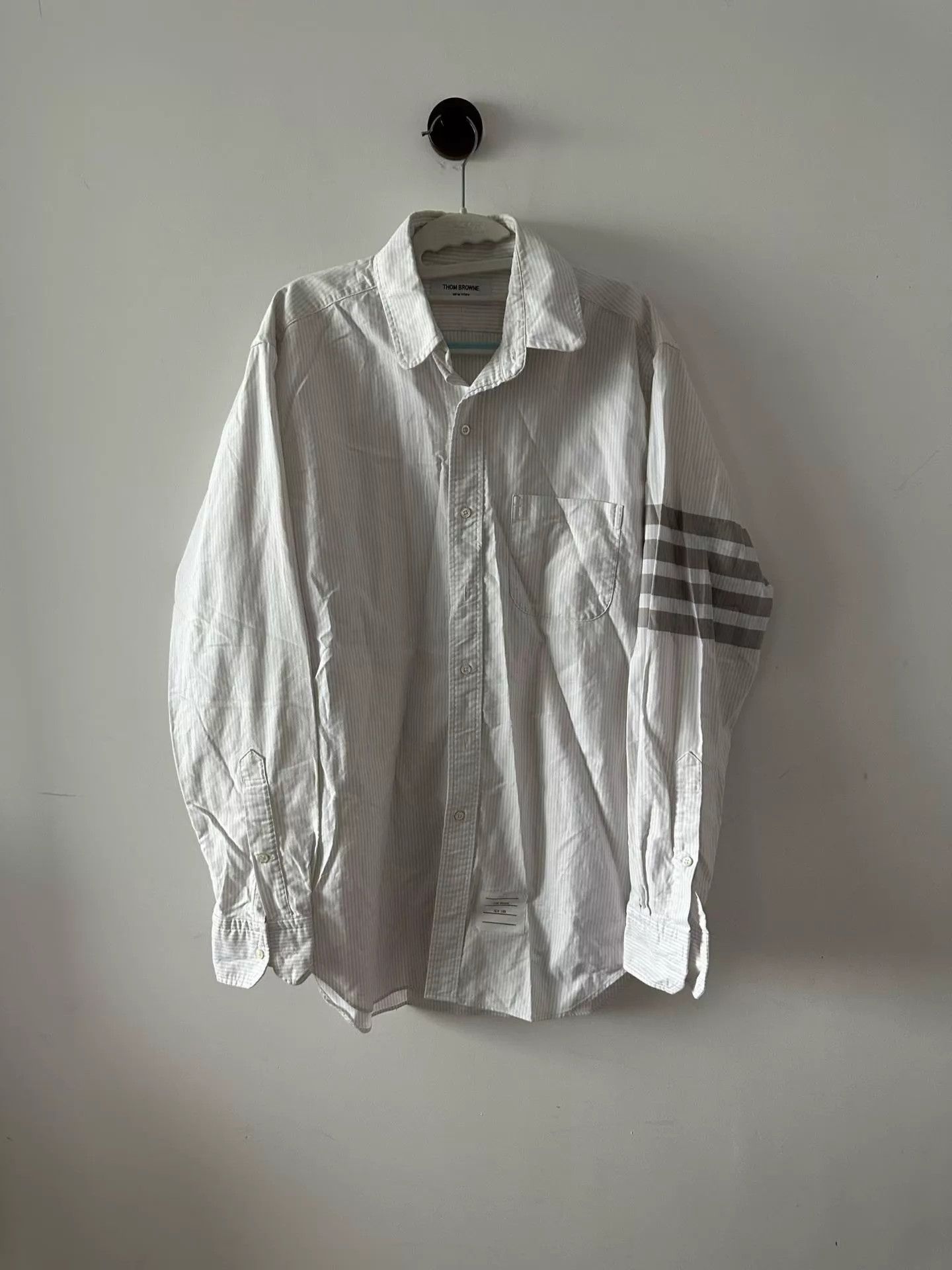 Thom Browne Thom Browne 4 striped armband shirt 98 New Size US XL / EU 56 / 4 - 1 Thumbnail