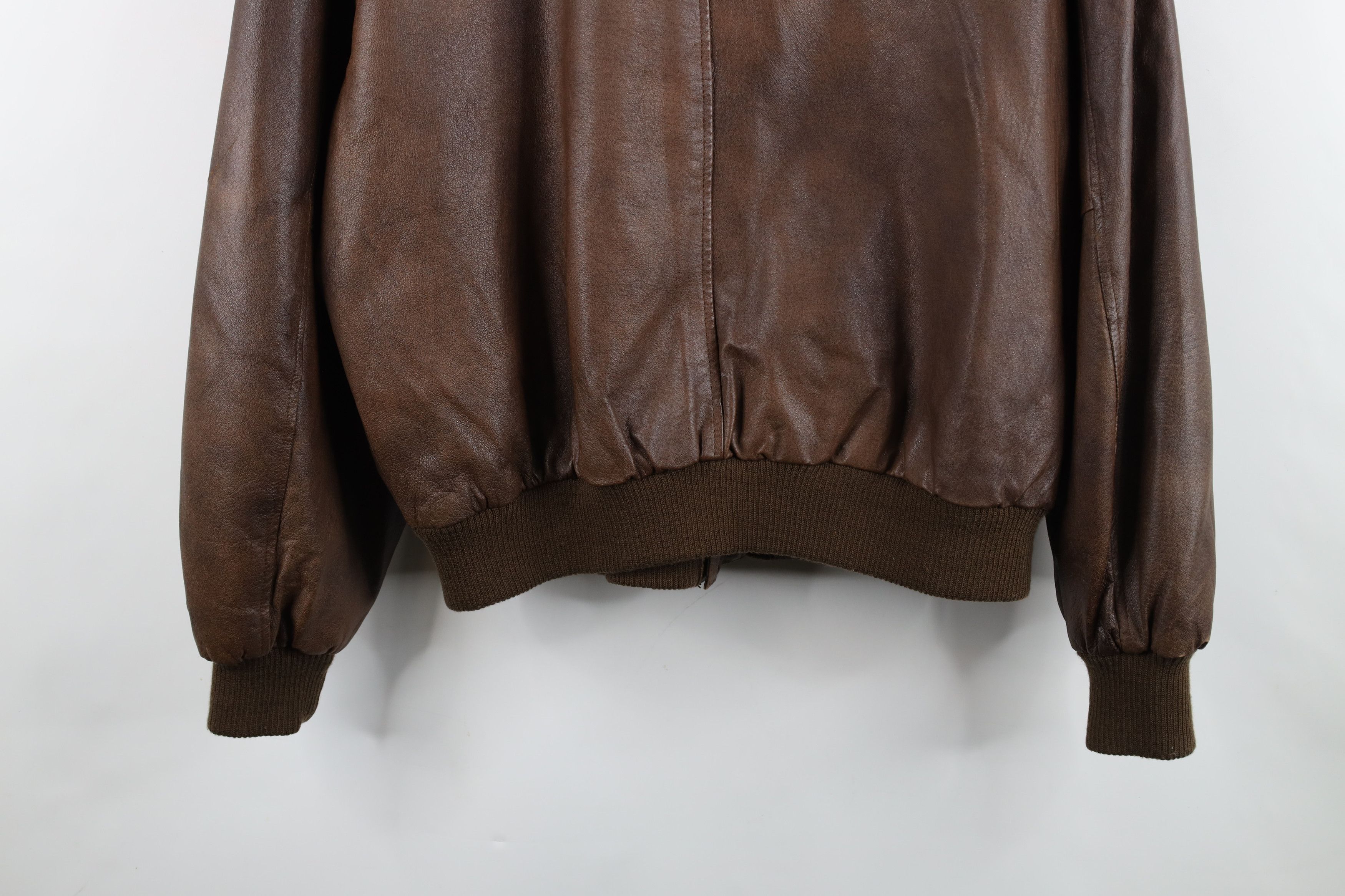 Vintage Vintage 90s Streetwear Leather B3 Flight Bomber Jacket Brown Size US L / EU 52-54 / 3 - 16 Thumbnail