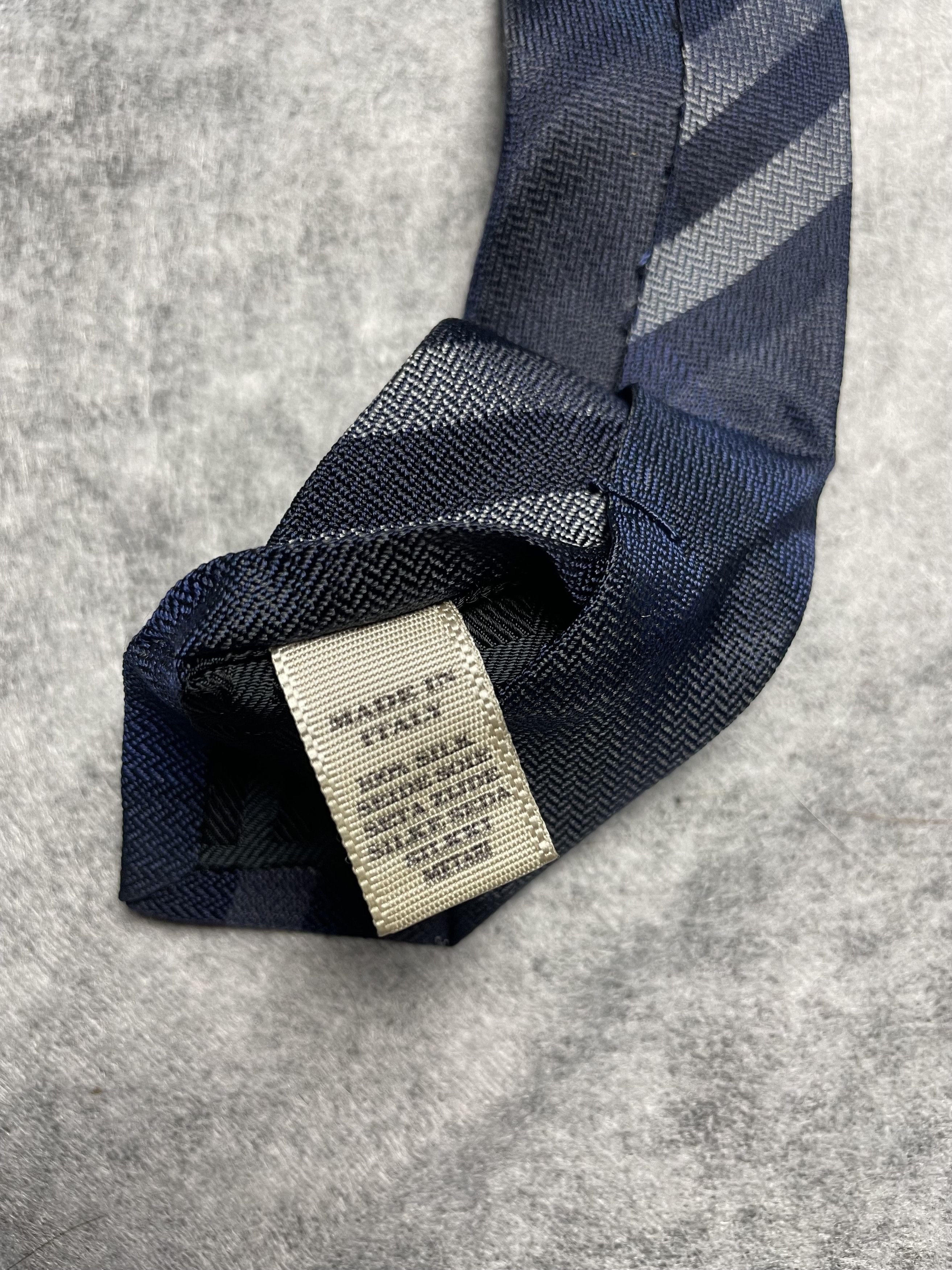 Burberry Burberry London Gray Blue Striped Plaid Silk Mens Tie Size ONE SIZE - 5 Thumbnail