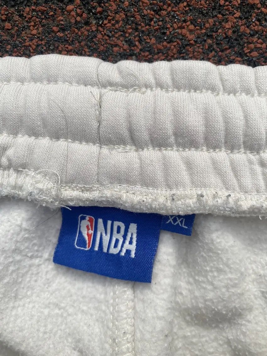 NBA VTG CHICAGO BULLS NBA Basketball Team Sweatpants Light Beige Size US 34 / EU 50 - 9 Thumbnail