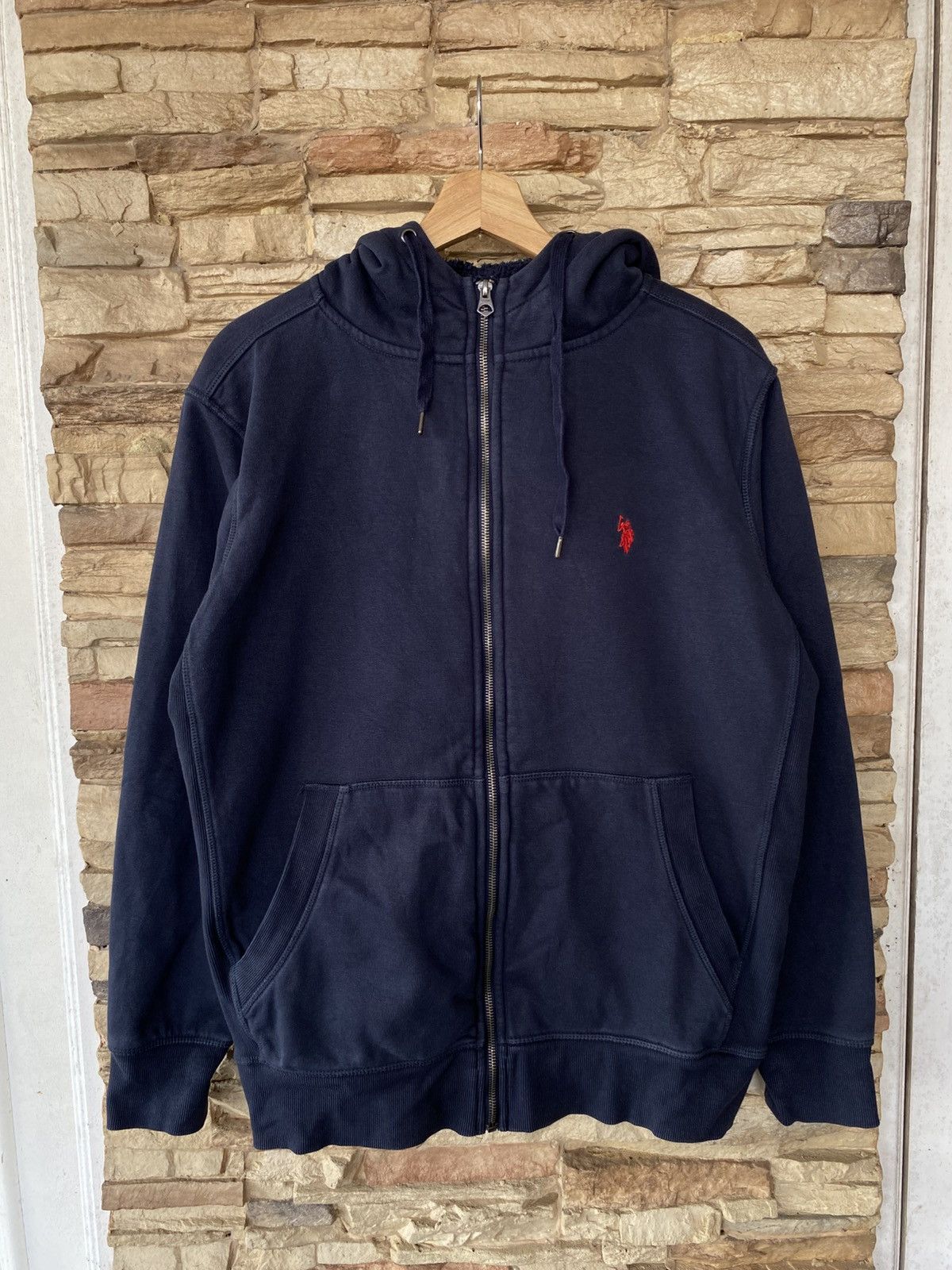 U.S. Polo Assn. Vintage U.S. Polo Assn. Classic Fit Fleece Hoodie Navy Blue with Red Logo Size US L / EU 52-54 / 3 - 1 Thumbnail