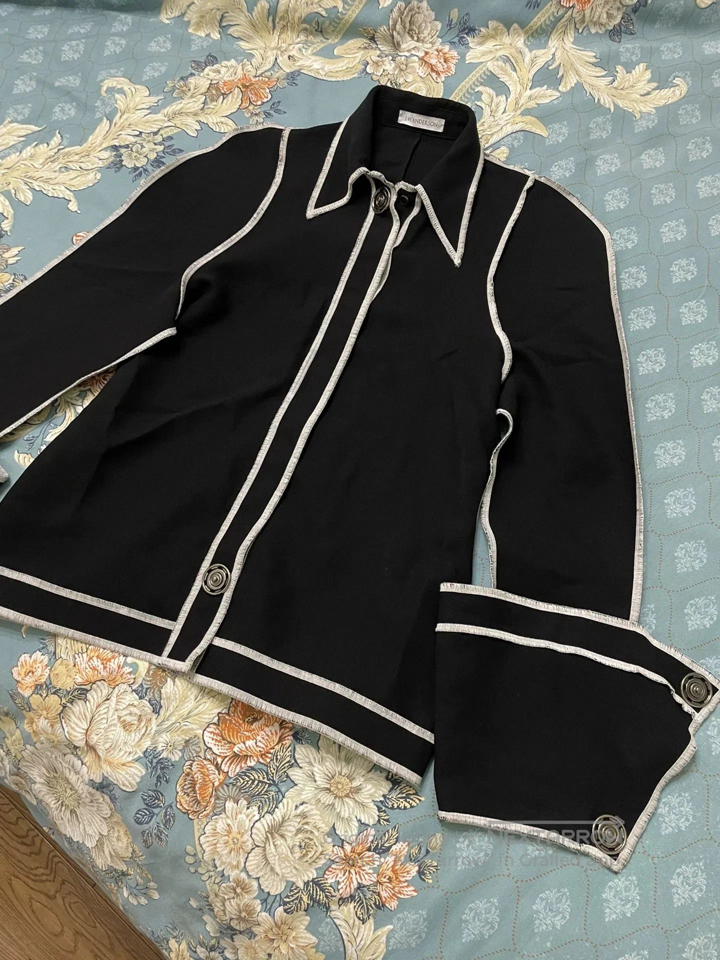 JW Anderson JW Anderson Thick Shirt Jacket. Size M / US 6-8 / IT 42-44 - 2 Thumbnail