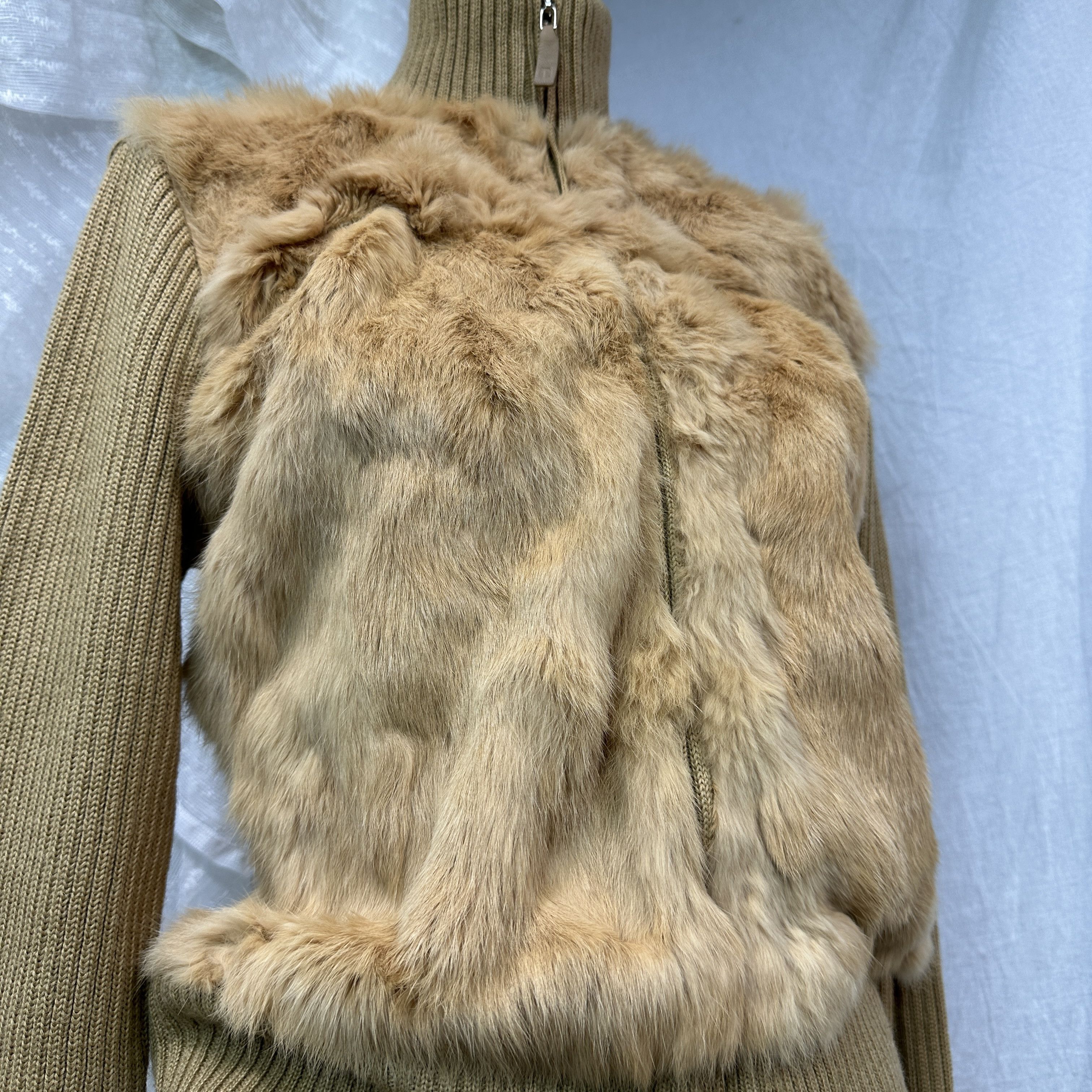 Vintage Vintage Gorpcore Ribbed Real Rabbit Fur Sweater 00s Size US M / EU 48-50 / 2 - 6 Thumbnail
