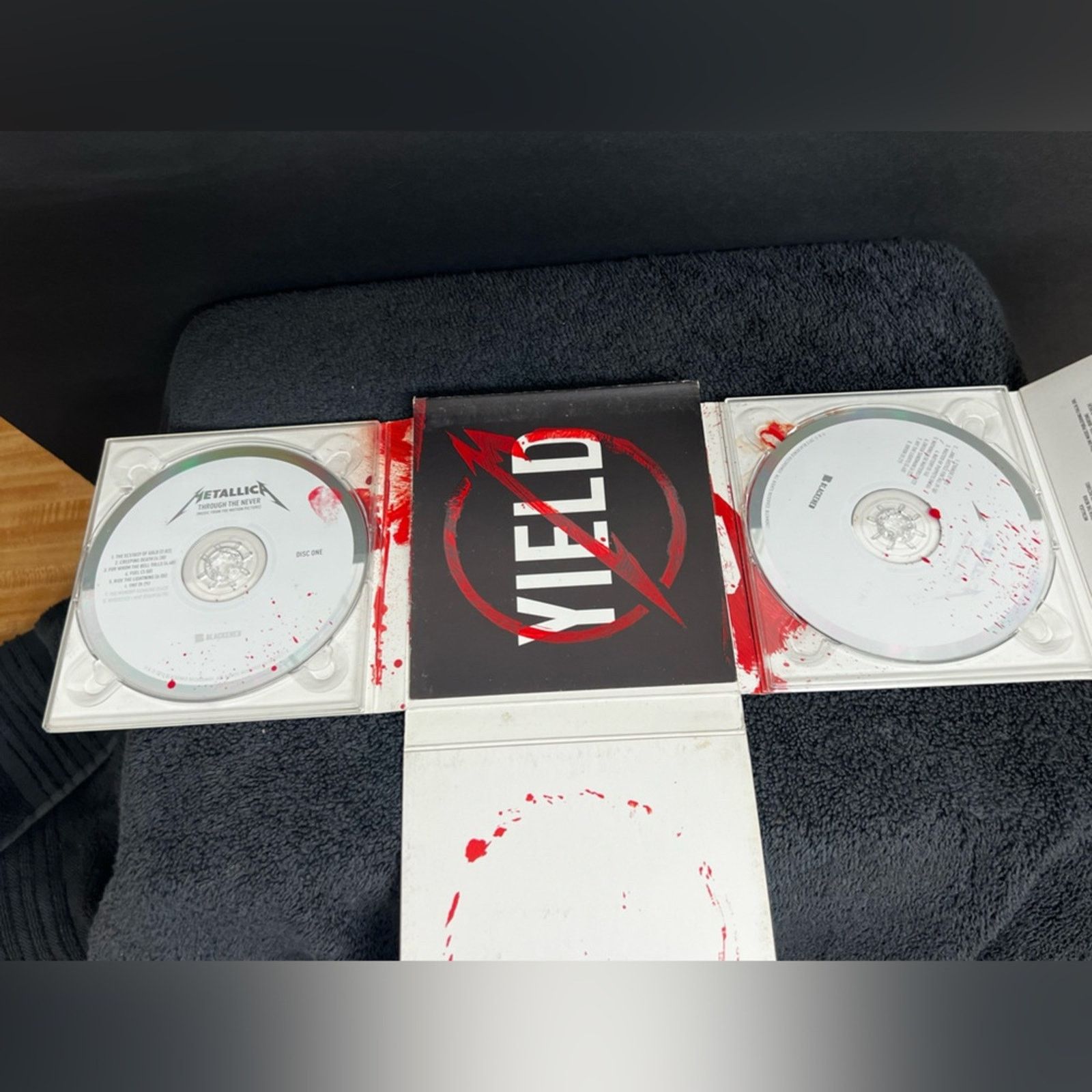 Metallica Metallica - Through The Never 2XCD Set NM Discs Size ONE SIZE - 3 Thumbnail