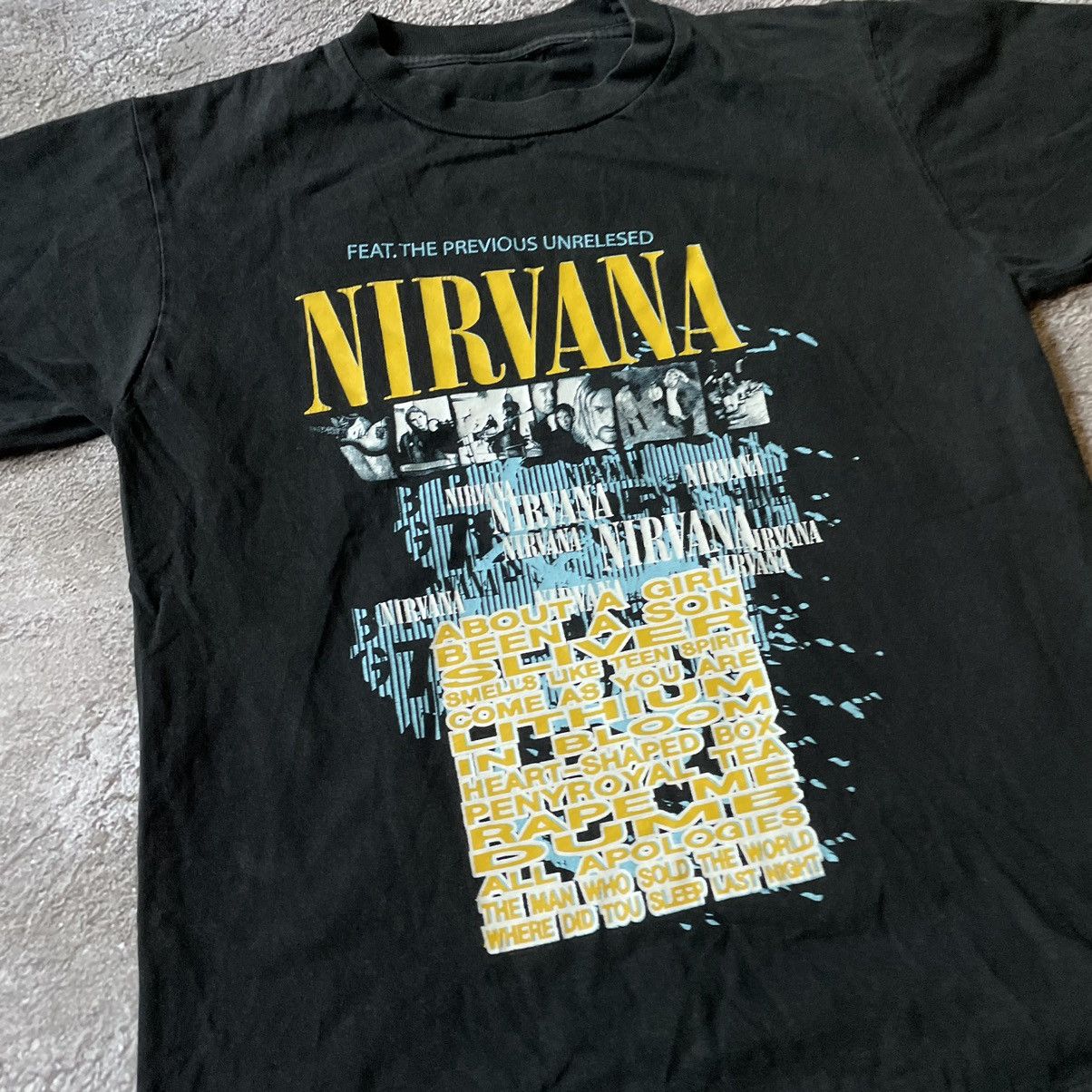 Vintage Vintage 90s Nirvana Graphic Tee Sun Faded Grunge Baggy M Size US M / EU 48-50 / 2 - 6 Thumbnail