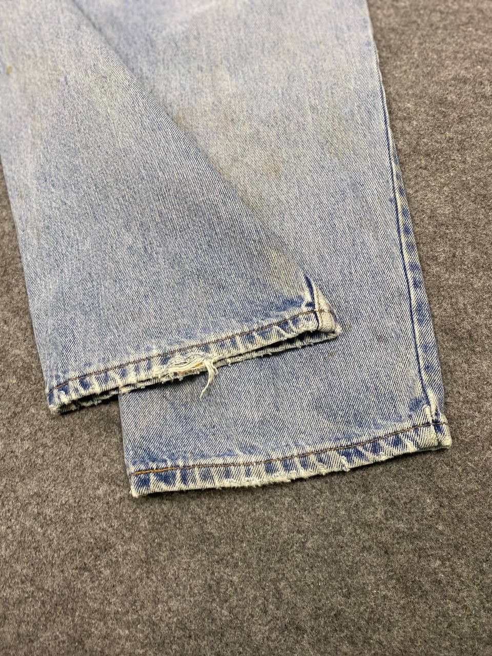 Levi's vintage levis 550 lightwash denim nice design Size US 37 - 8 Thumbnail