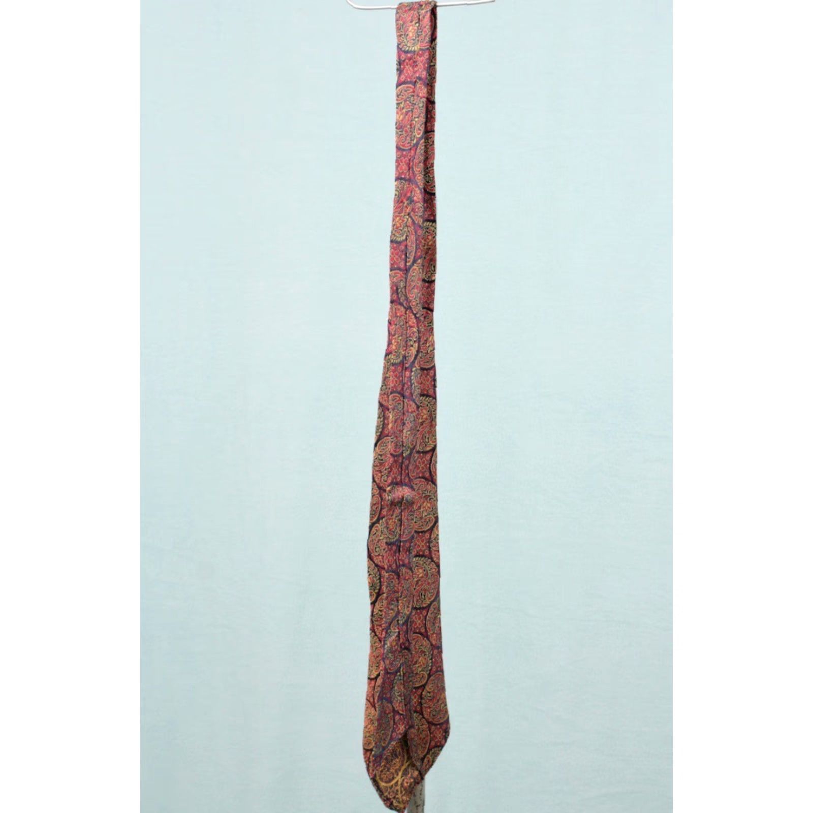 Vintage VTG 1930s Necktie Mens Red & Blue Paisley Pattern 30s Tie - Rayon Original Size ONE SIZE - 5 Thumbnail