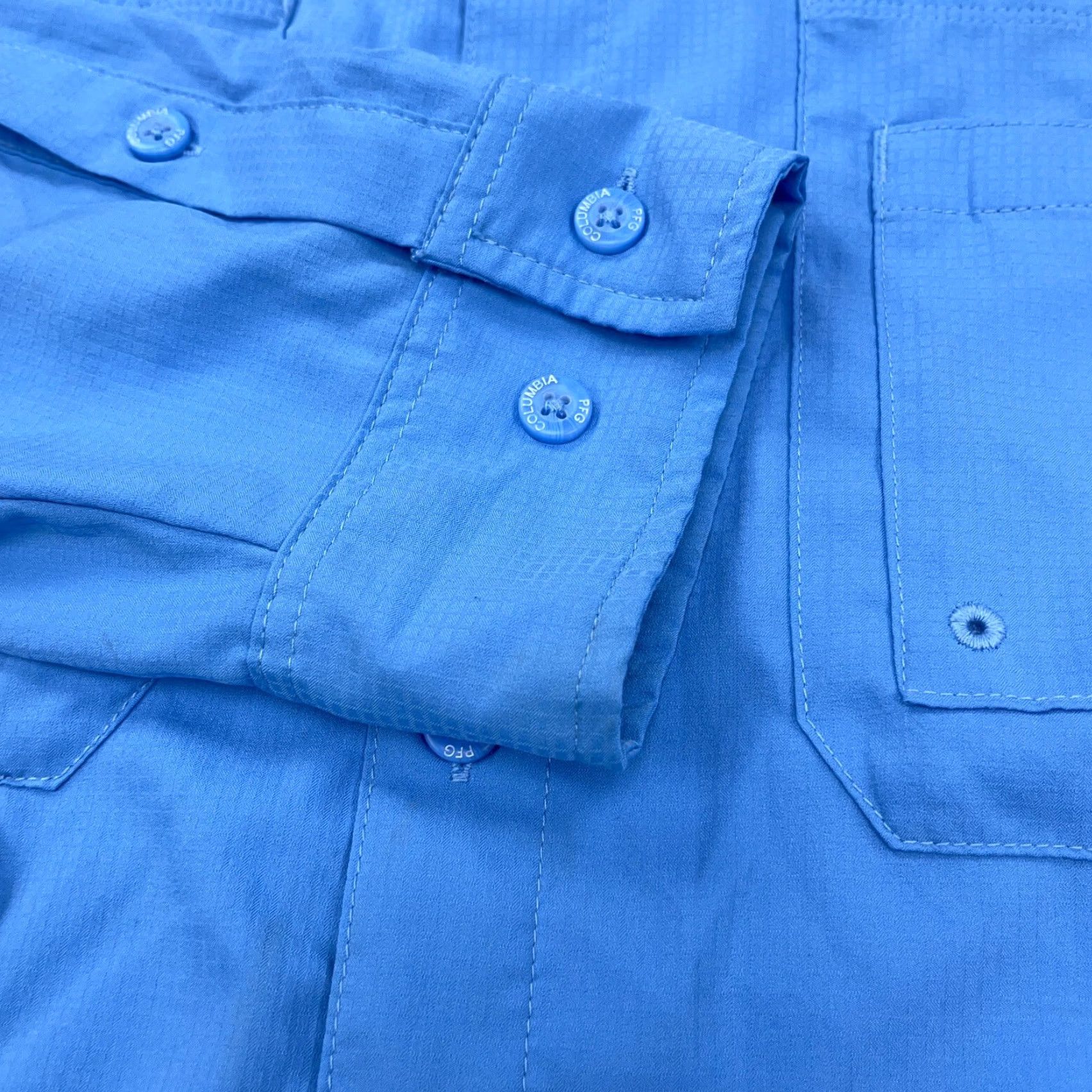 Vintage Columbia PFG Omni-Shade Shirt Men XL Blue Button-Up Outdoor Casual Travel Lightweight Moisture Wicking Pockets Logo UV Protection Easy Care Size US XL / EU 56 / 4 - 6 Thumbnail
