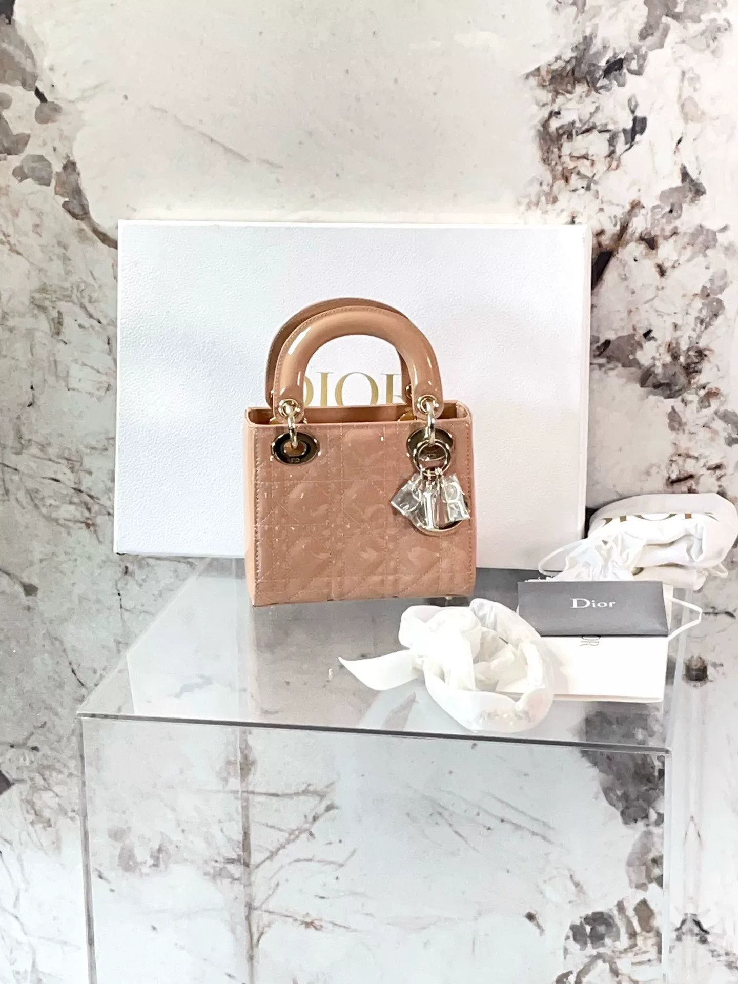 Dior Pre-loved Bag Very good condition Size ONE SIZE - 1 Thumbnail