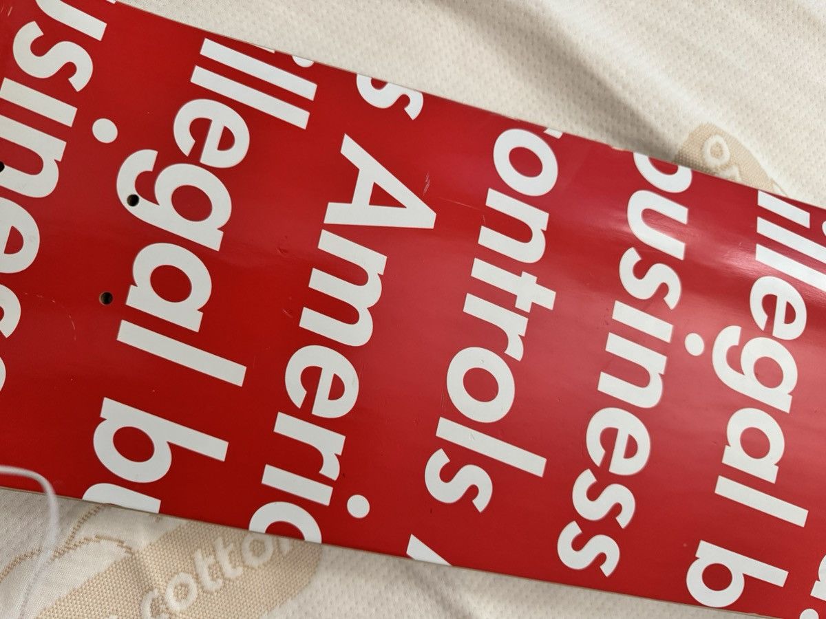 Supreme Supreme SS18 Illegal Business Controls Skateboard W Gucci Size ONE SIZE - 4 Thumbnail