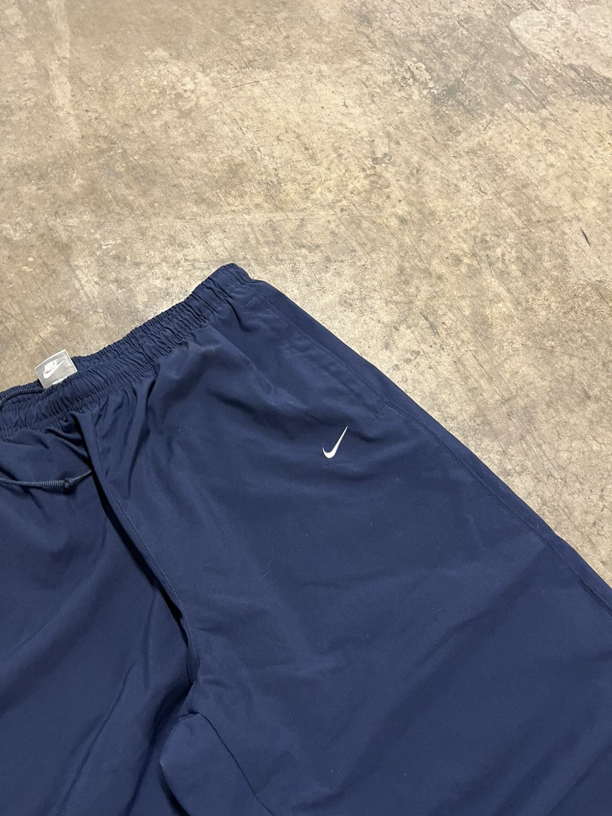 Nike × Vintage Nike track pants y2k baggy fit wide leg sporty hype rare Size US 32 / EU 48 - 5 Thumbnail