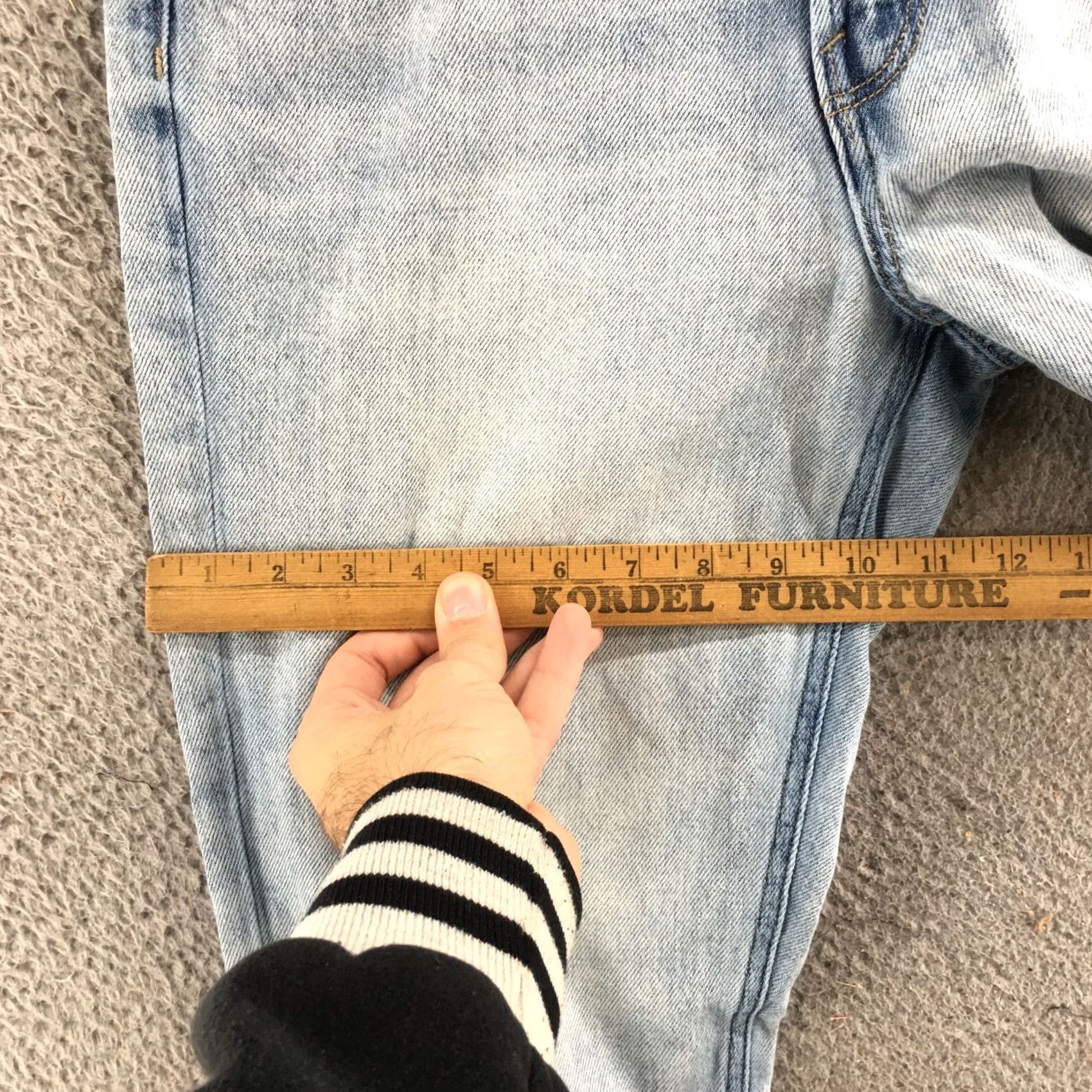 American Eagle Outfitters American Eagle Outfitters Mom Jeans Women 6R Regular Blue Denim Hi-Rise Jeans Womens 6 Regular Blue Denim Hi-Rise Jeans Size 28" / US 6 / IT 42 - 7 Thumbnail