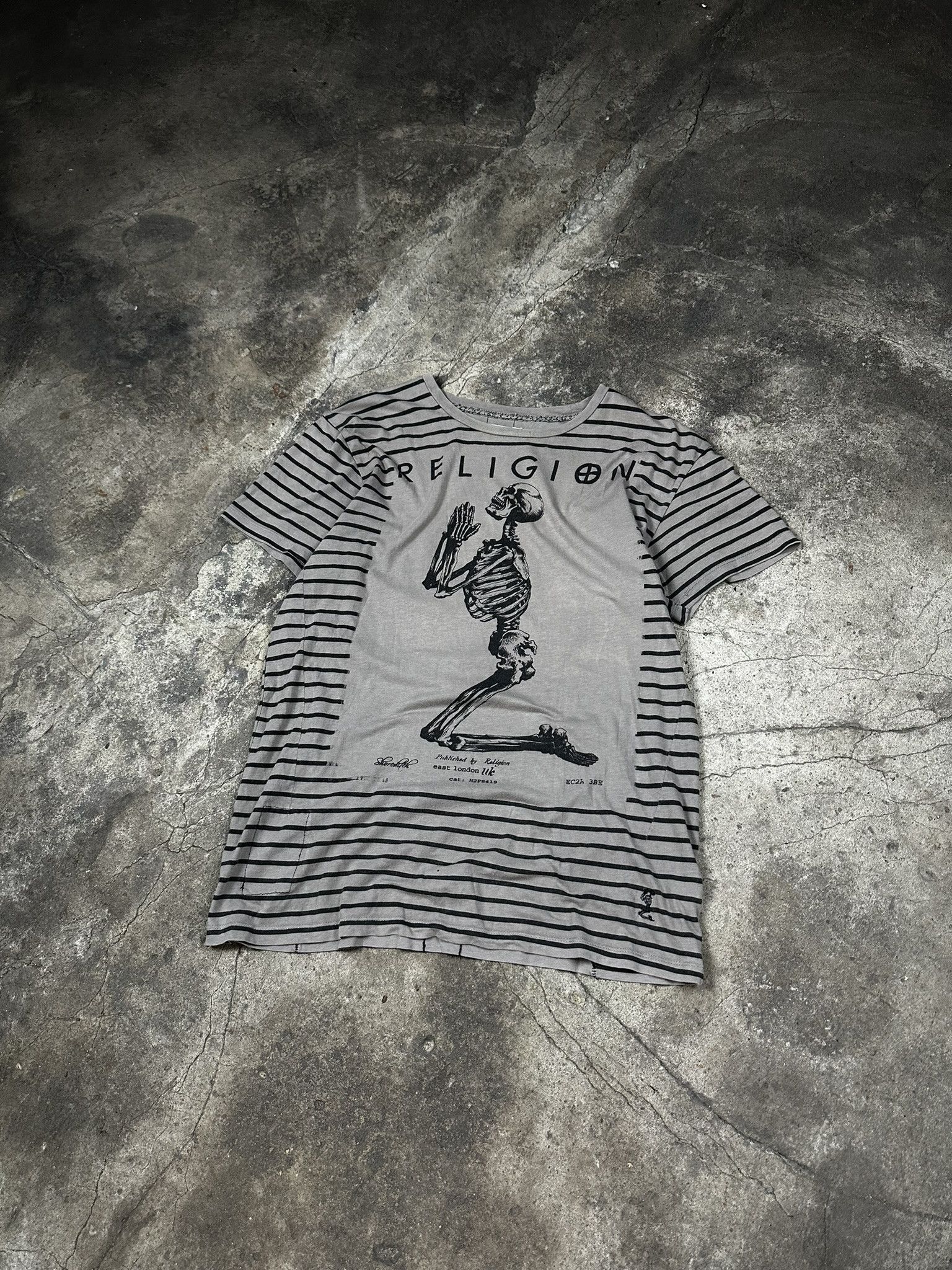 True Religion Religion Skeleton Stripped T-shirt Archive Size US L / EU 52-54 / 3 - 1 Thumbnail
