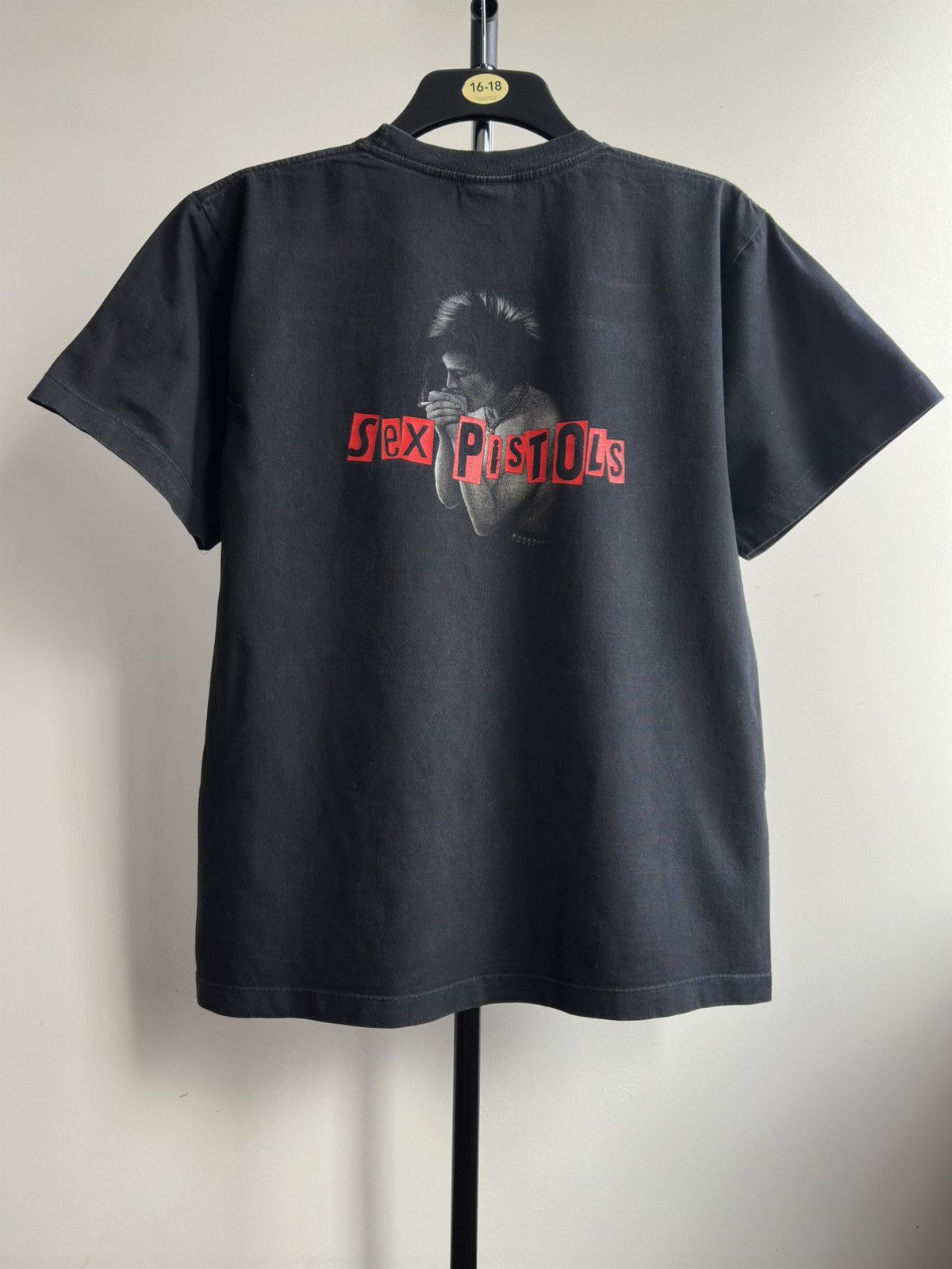 Band Tees × Vintage VINTAGE Y2K SEX PISTOLS GRAPHIC TEE Size US L / EU 52-54 / 3 - 2 Thumbnail