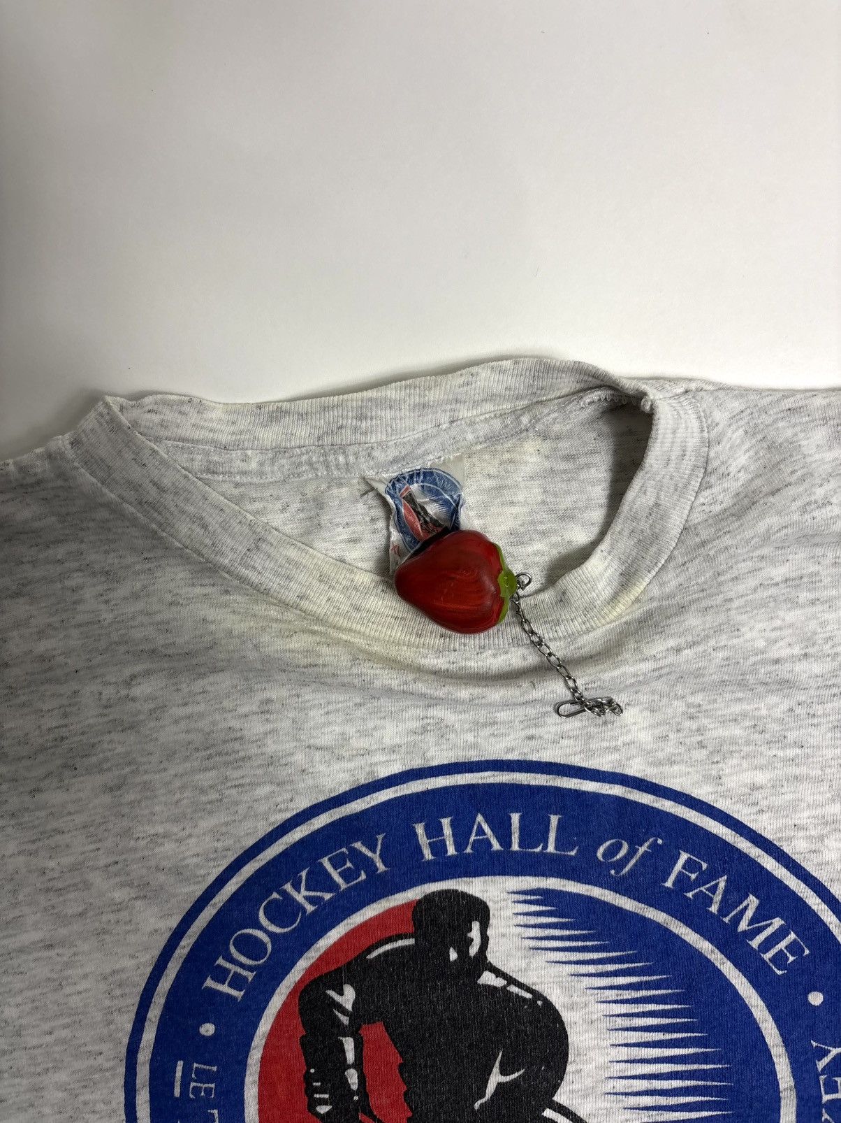 Vintage Vintage 1990s Grey Hockey Hall of Fame Tee Size US XL / EU 56 / 4 - 3 Thumbnail