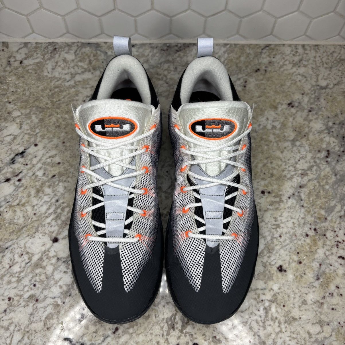 Nike Size 11 Nike Air Max 95 LeBron 12 Low VERY CLEAN/Box Size US 11 / EU 44 - 5 Thumbnail