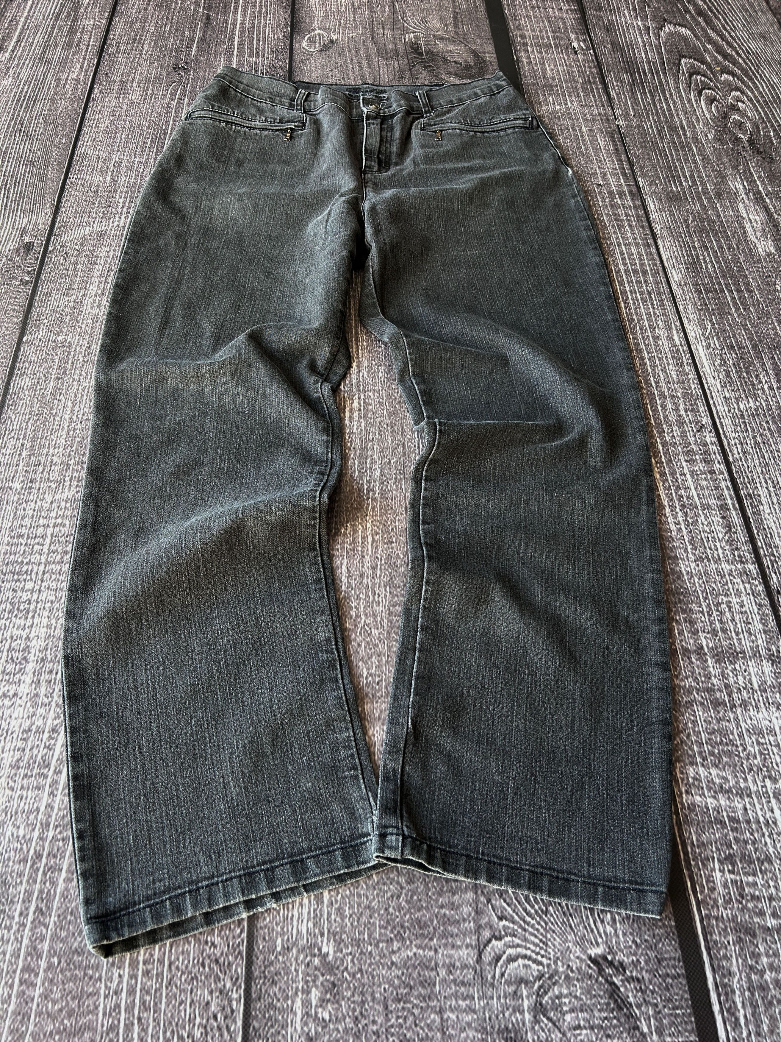 Vintage Dark Wash Wide Leg Denim Jeans Minimal Baggy Y2K Style Size US 32 / EU 48 - 1 Thumbnail