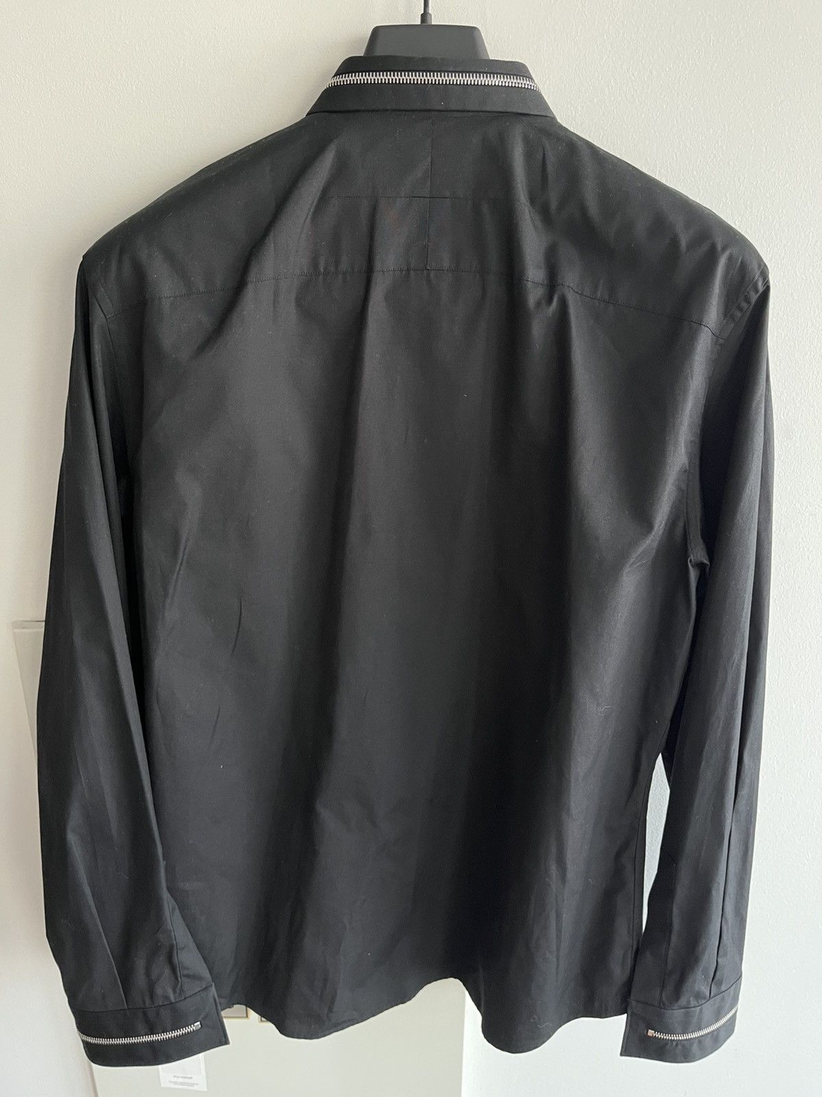 Givenchy $2k Givenchy Super Runway Zipper Shirt Perfect Condition Size US L / EU 52-54 / 3 - 9 Thumbnail