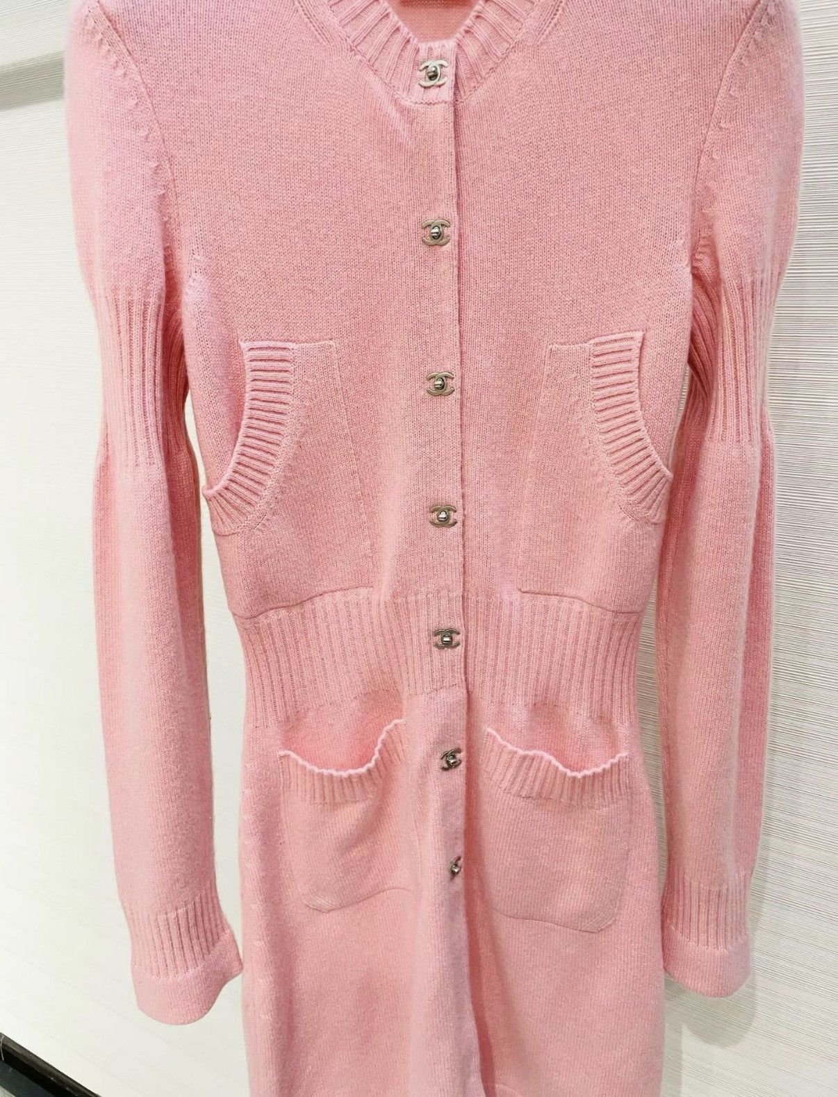 Chanel Chanel Turn-Lock Mid-Length Cashmere Cardigan Dress J33 Size XXS / US 00 / IT 34 - 3 Thumbnail