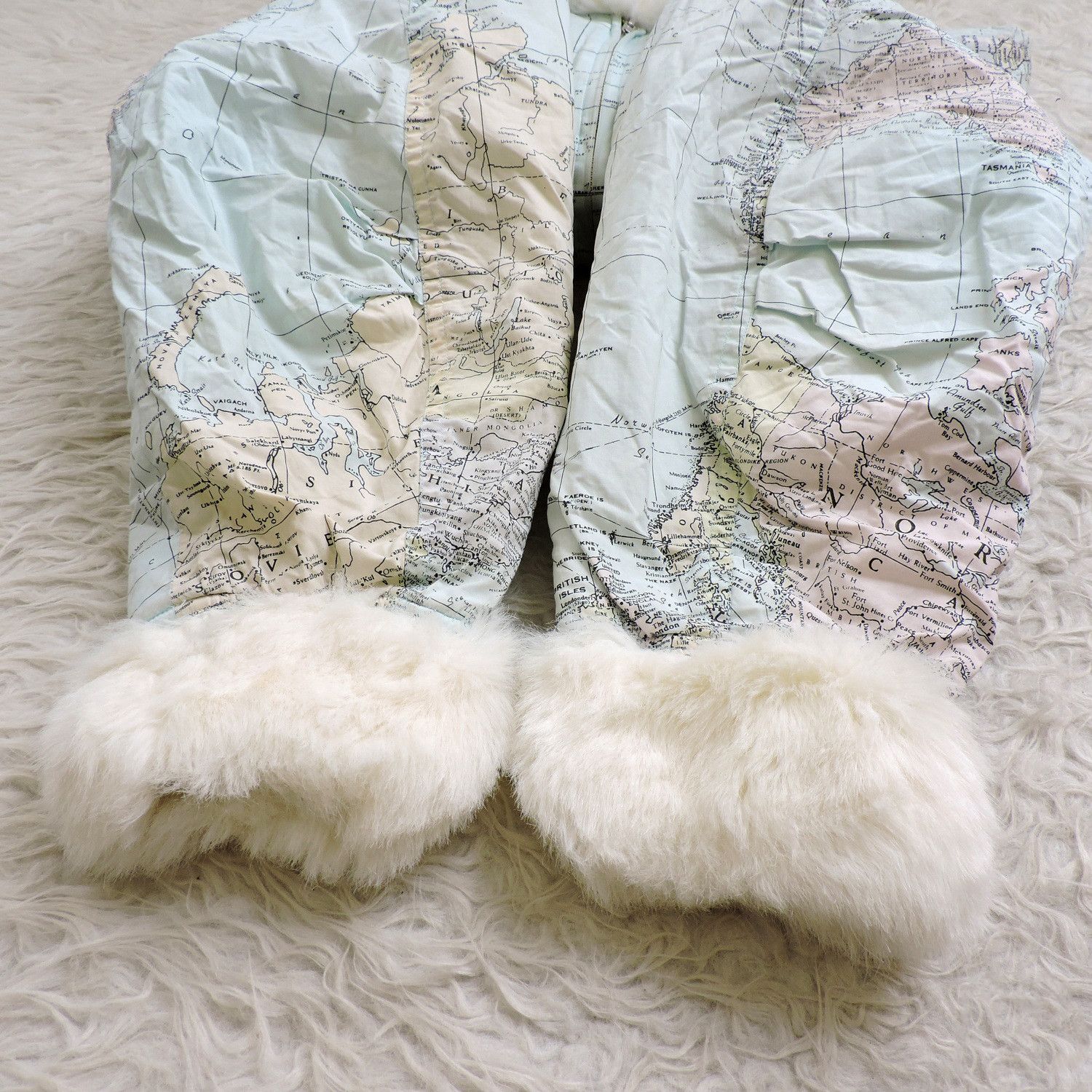 Issey Miyake ISSEY MIYAKE WORLD MAP REVERSIBLE BOMBER FUR JACKET Size M / US 6-8 / IT 42-44 - 16 Thumbnail