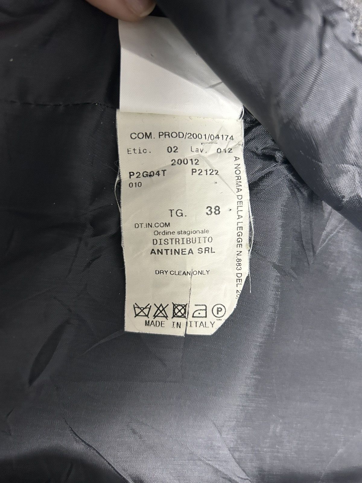 Emporio Armani EMPORIO ARMANI SINGLE BREAST BLAZER Size XS / US 0-2 / IT 36-38 - 7 Thumbnail