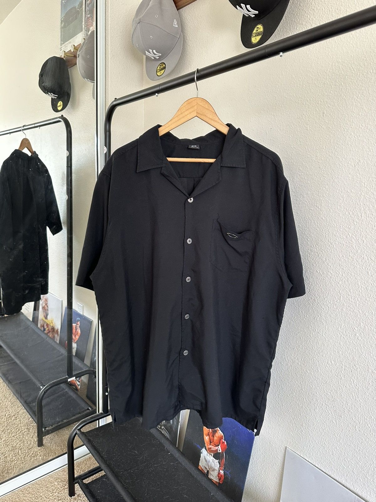Vintage Y2K Oakley Short Sleeve Metal Logo Button Up Shirt