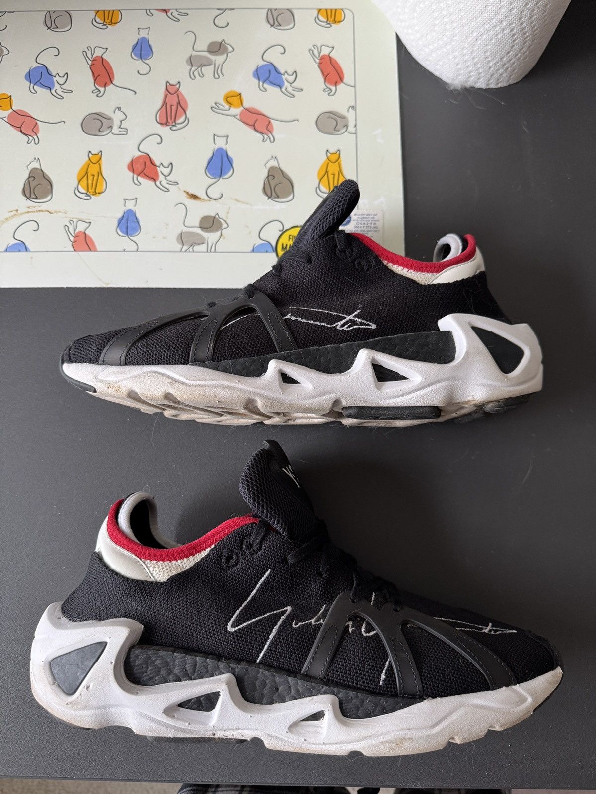 Yohji Yamamoto Y3 Rare Signature Black/White/Red Hi-Top Size US 9 / EU 42 - 1 Thumbnail