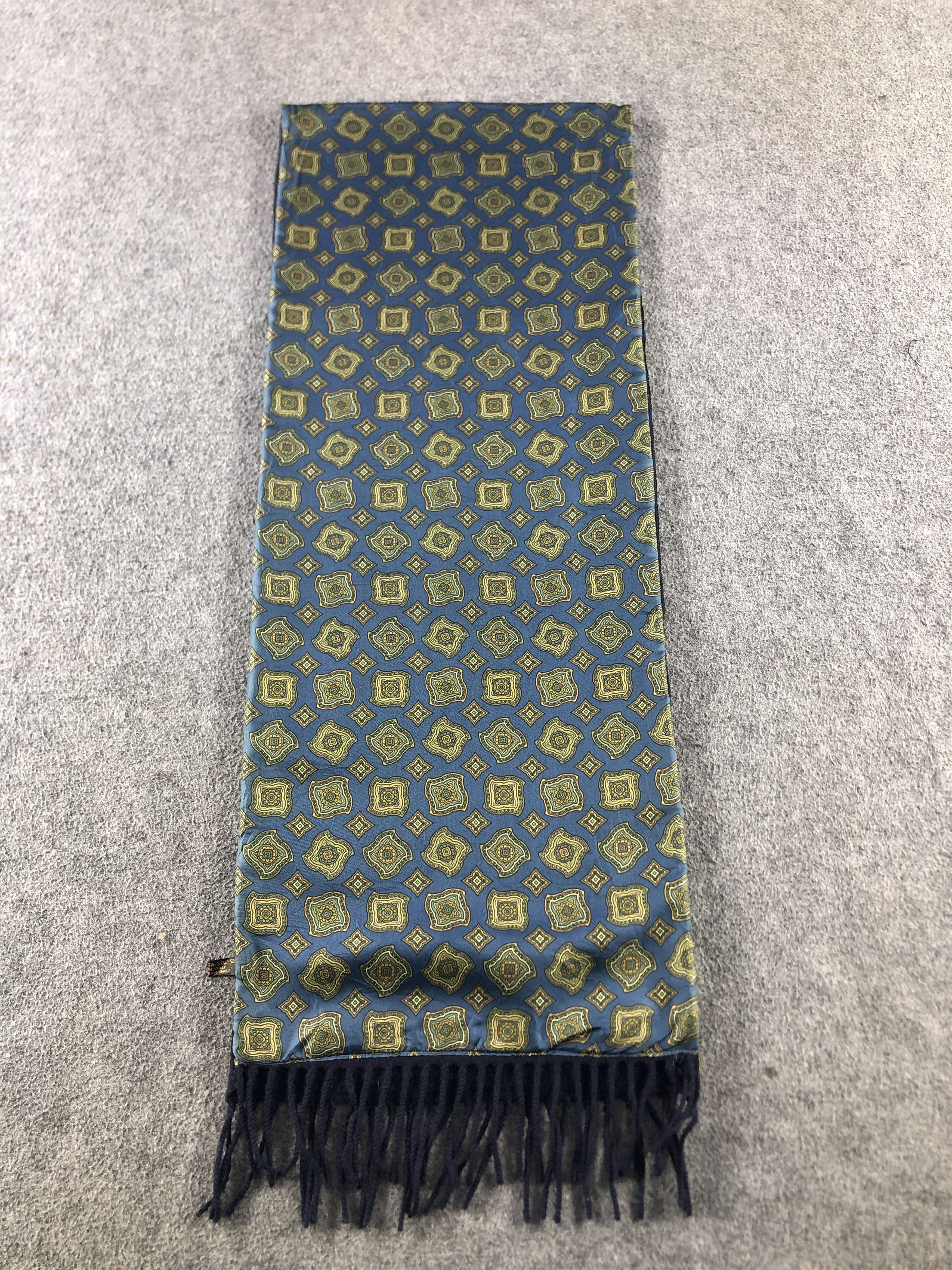 Nina Ricci Nina Ricci Silk Wool Scarf / Muffler / Neckwear P894 Size ONE SIZE - 2 Thumbnail