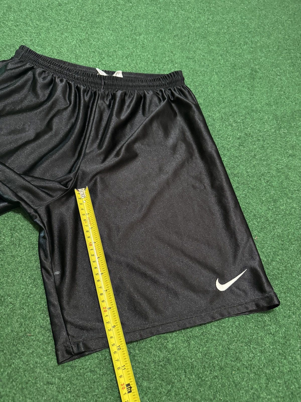 Nike Nike Vintage Black 90s Drawstring Gym Basketball Lrg Shorts Size US 30 / EU 46 - 5 Thumbnail