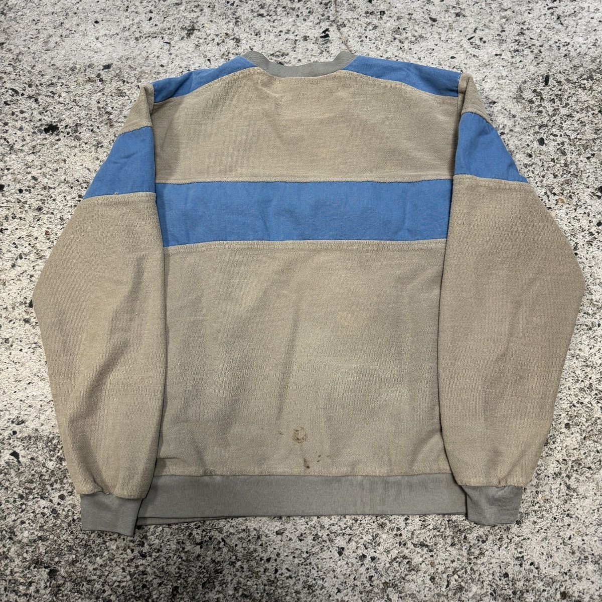 Nike 80s Nike Thrashed Faded Distressed Sweatshirt Size US XL / EU 56 / 4 - 10 Thumbnail