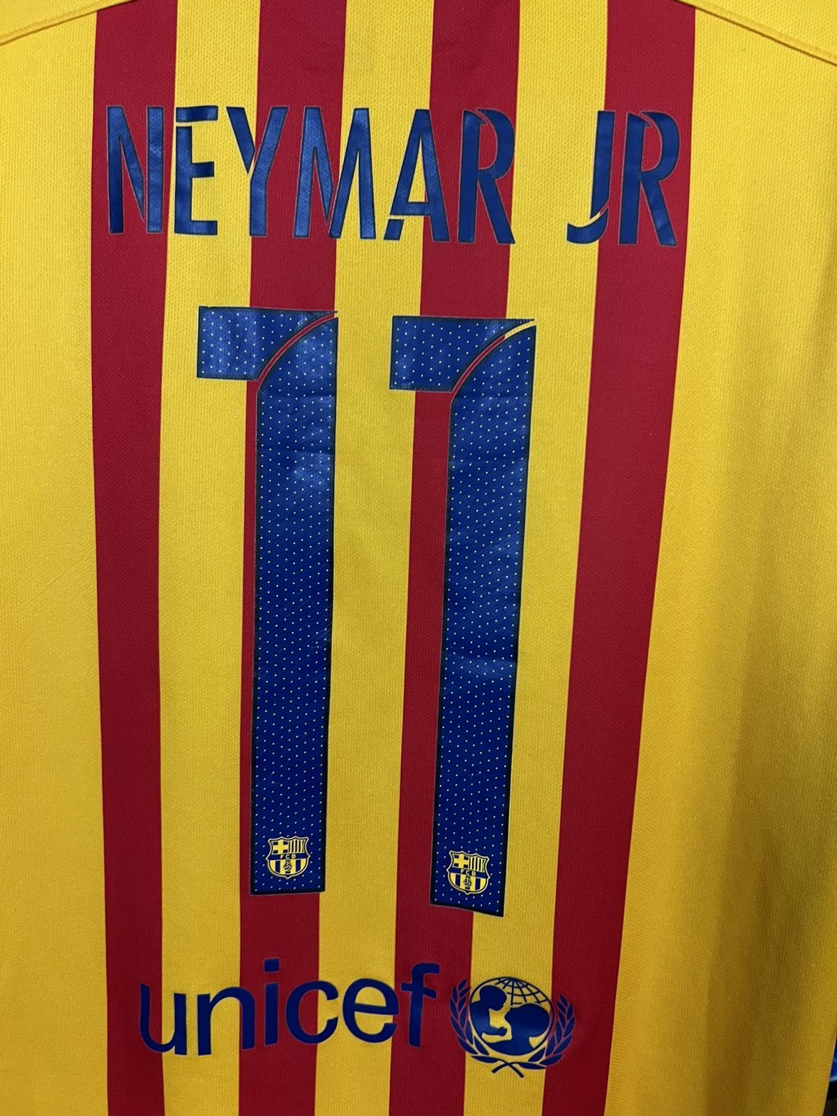 Nike Soccer Jersey Nike Barcelona 2015/16 Neymar JR #11 Size US M / EU 48-50 / 2 - 3 Thumbnail