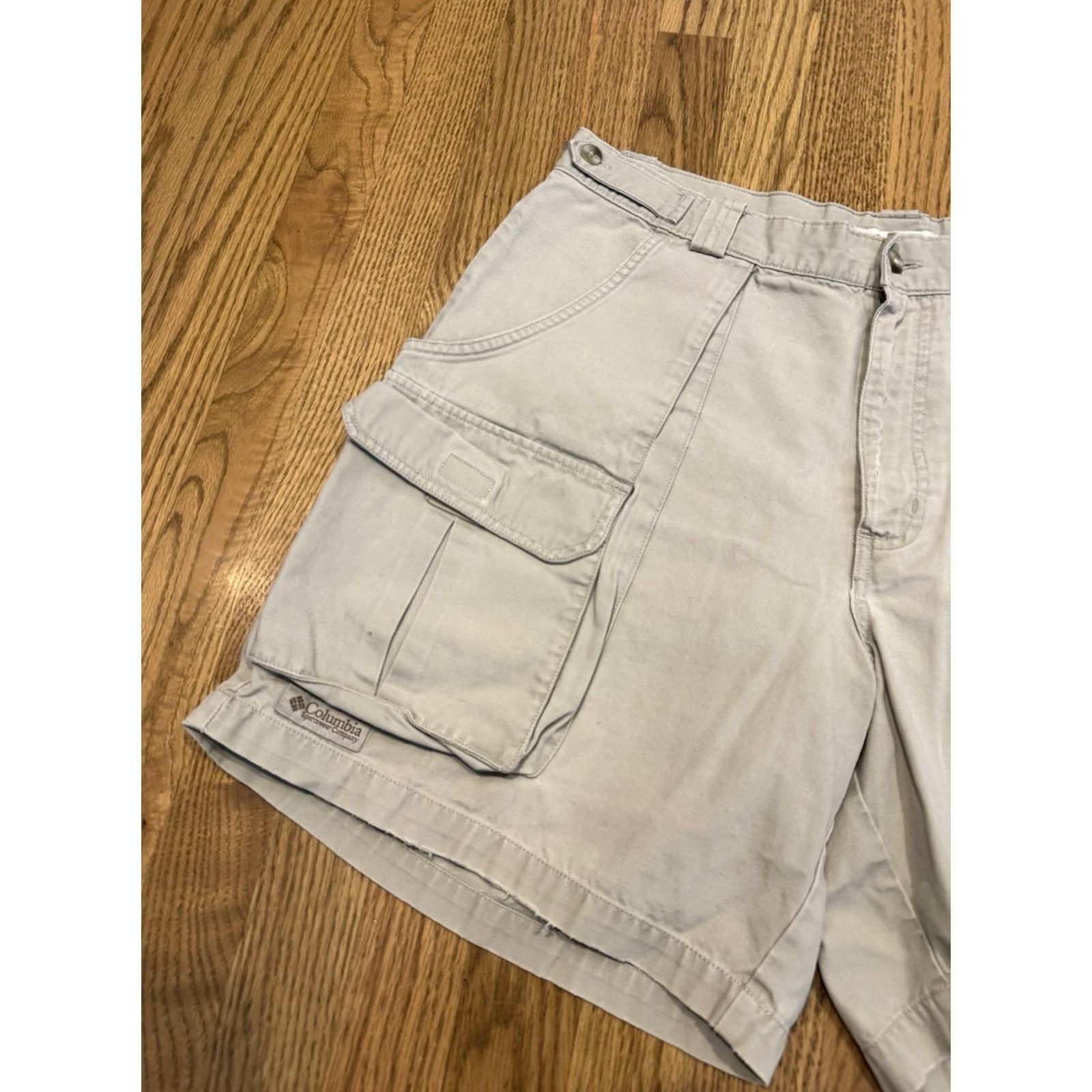 Vintage VINTAGE Columbia Cargo Shorts Men 34 Beige Tan Pockets 90s Outdoor Fishing Hunting Classic Baggy Size US 34 / EU 50 - 2 Thumbnail