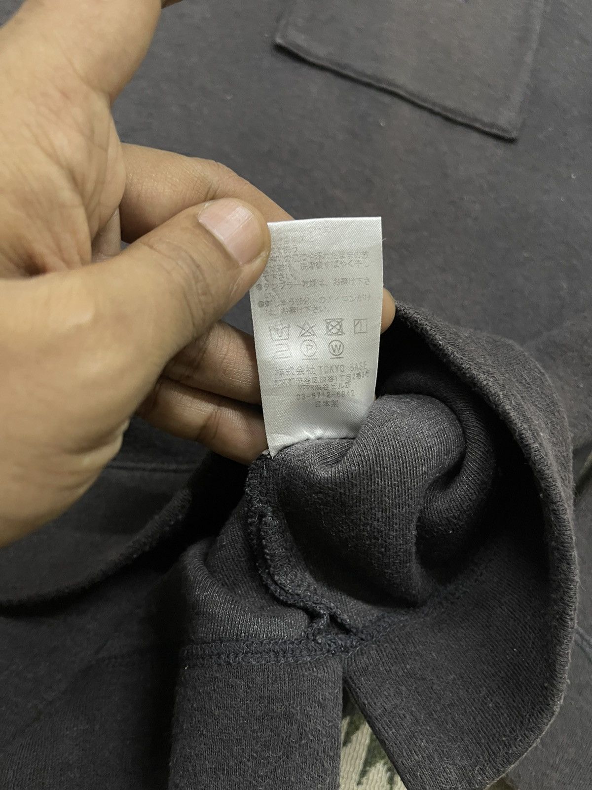 Number (N)ine 2000s NUMBER (N)INE SWEATSHIRT SINGLE POCKET SMALL LOGO Size US L / EU 52-54 / 3 - 9 Thumbnail
