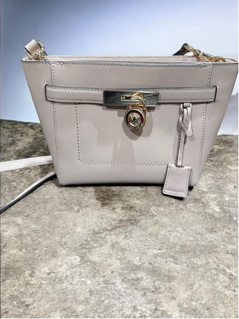 Michael Kors Michael Kors Hamilton Traveler Messenger Bag Size ONE SIZE - 2 Thumbnail
