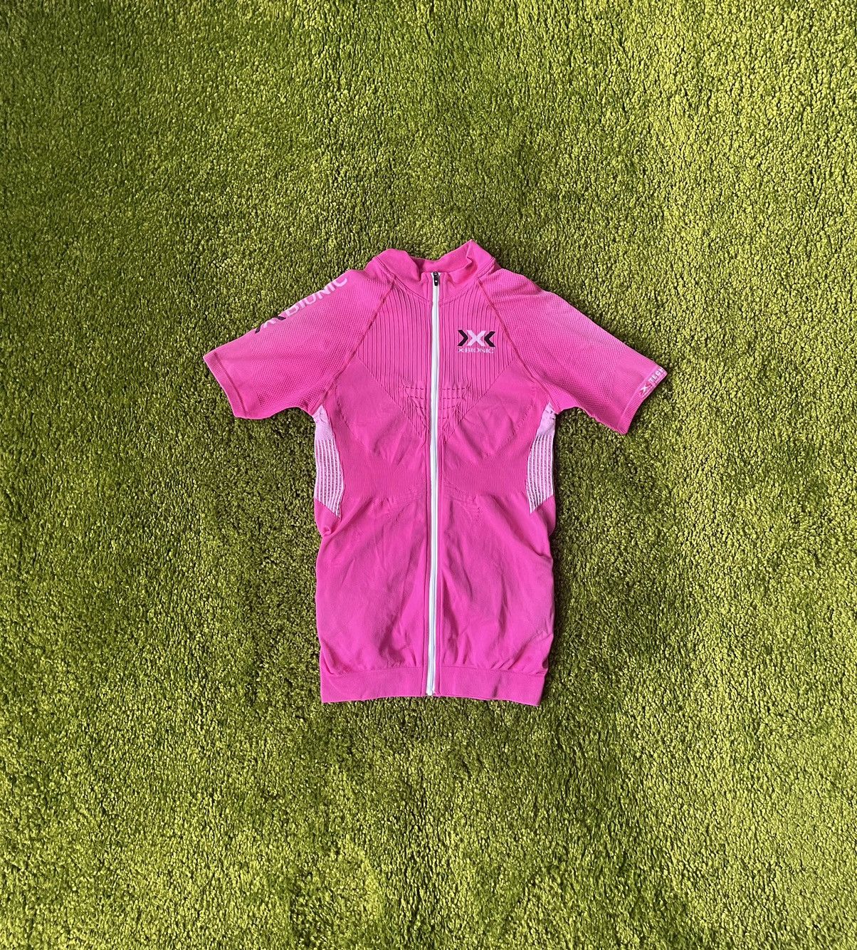 Designer X-bionic cycle jersey t-shirt Size L / US 10 / IT 46 - 1 Thumbnail