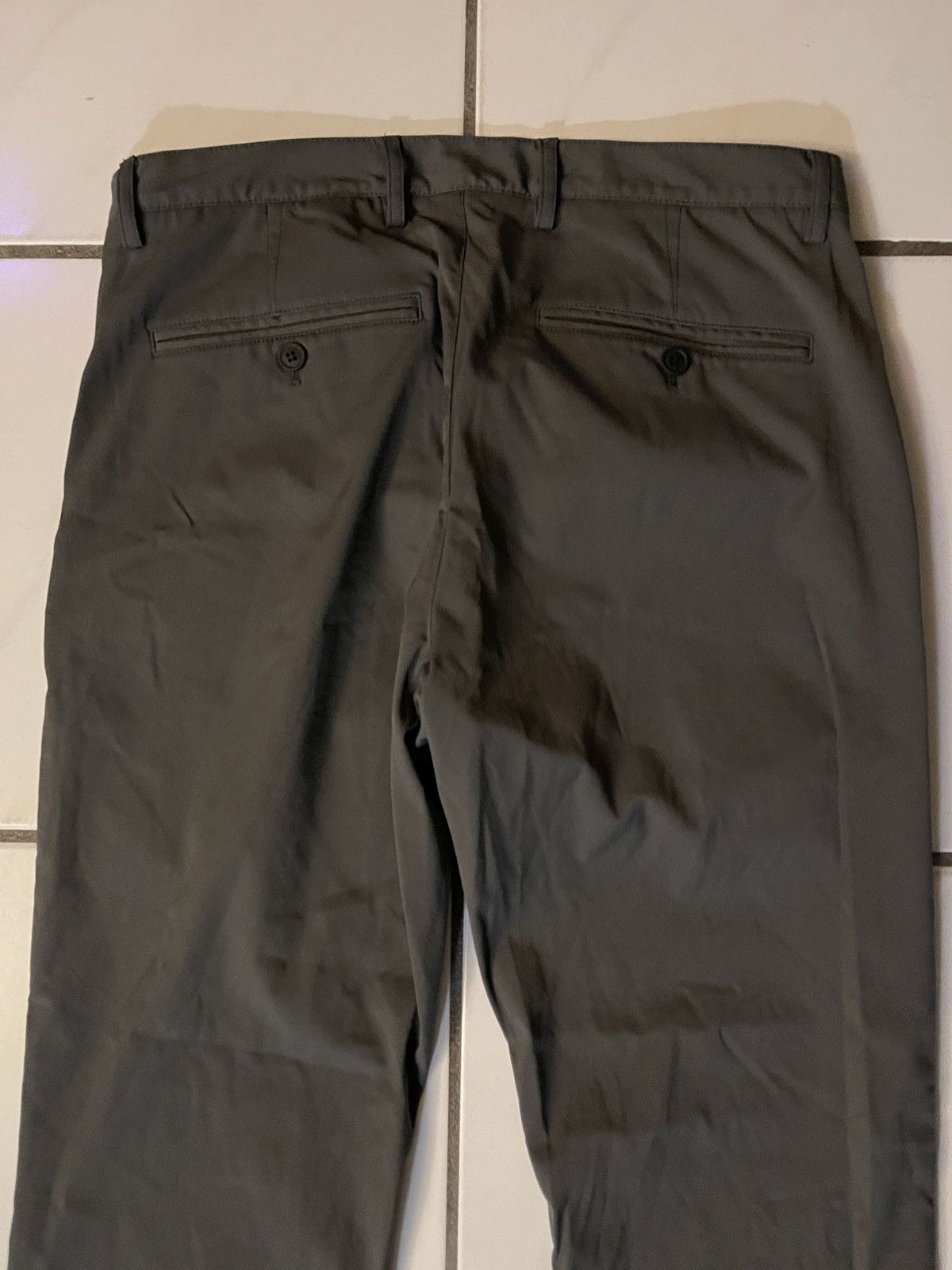 Theory Theory Men’s 31 Gray Zaine SW Neoteric Stretch Chino Pants Size US 31 - 9 Thumbnail