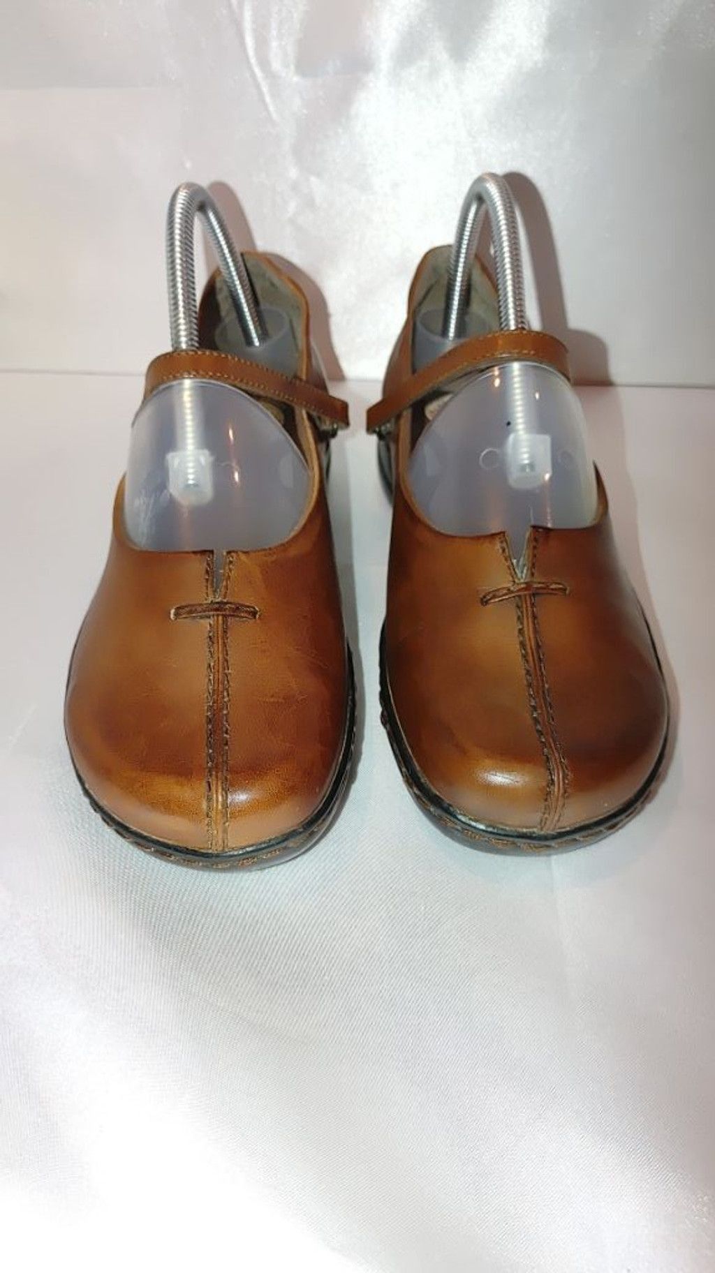Earth Ragz Earth Spirit Elliott Gelron Mary Janes Size 7.5 Size US 7.5 / IT 37.5 - 4 Thumbnail