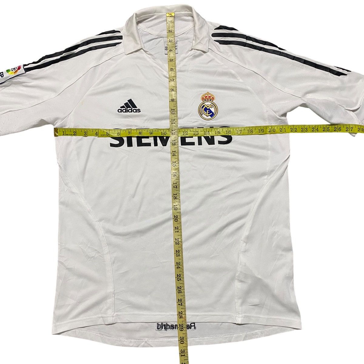 Adidas Vintage Raul Gonzalez Jersey Real Madrid Home 2005 Size US M / EU 48-50 / 2 - 11 Thumbnail