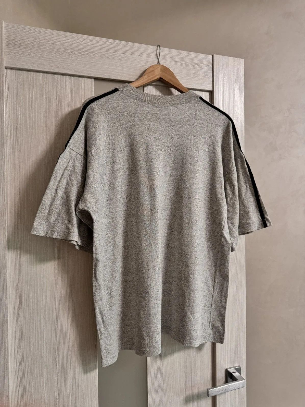 Versace Versace Jeans Couture Vintage tee t-shirt center logo Size US L / EU 52-54 / 3 - 10 Thumbnail