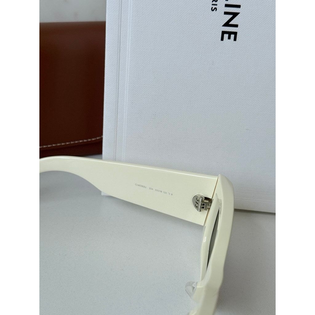 Celine NEW Celine CL40282U Triomphe XL White Gold Sunglasses Size ONE SIZE - 7 Thumbnail