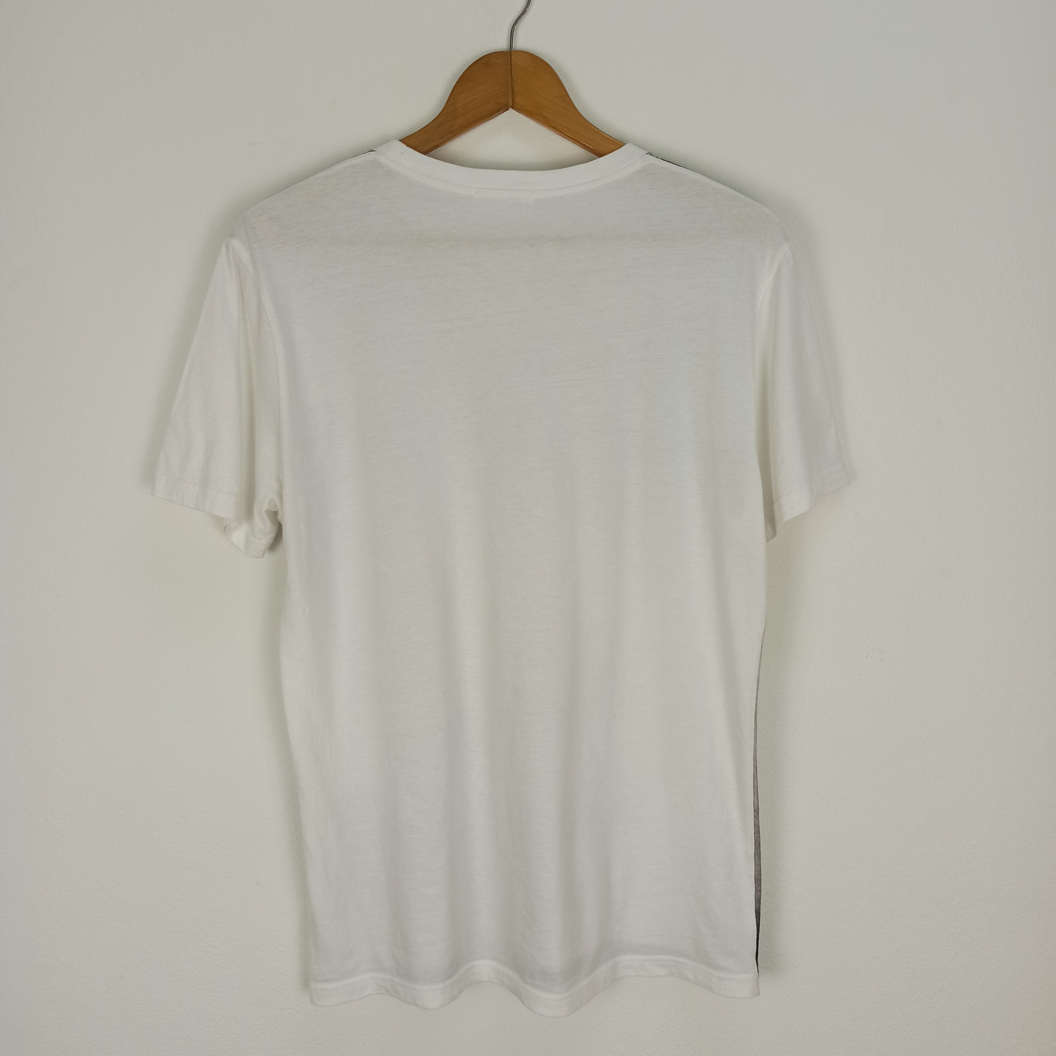 Band Tees Rare Kpop Bigbang/ BOY BAND Korea Tees Size US M / EU 48-50 / 2 - 3 Thumbnail