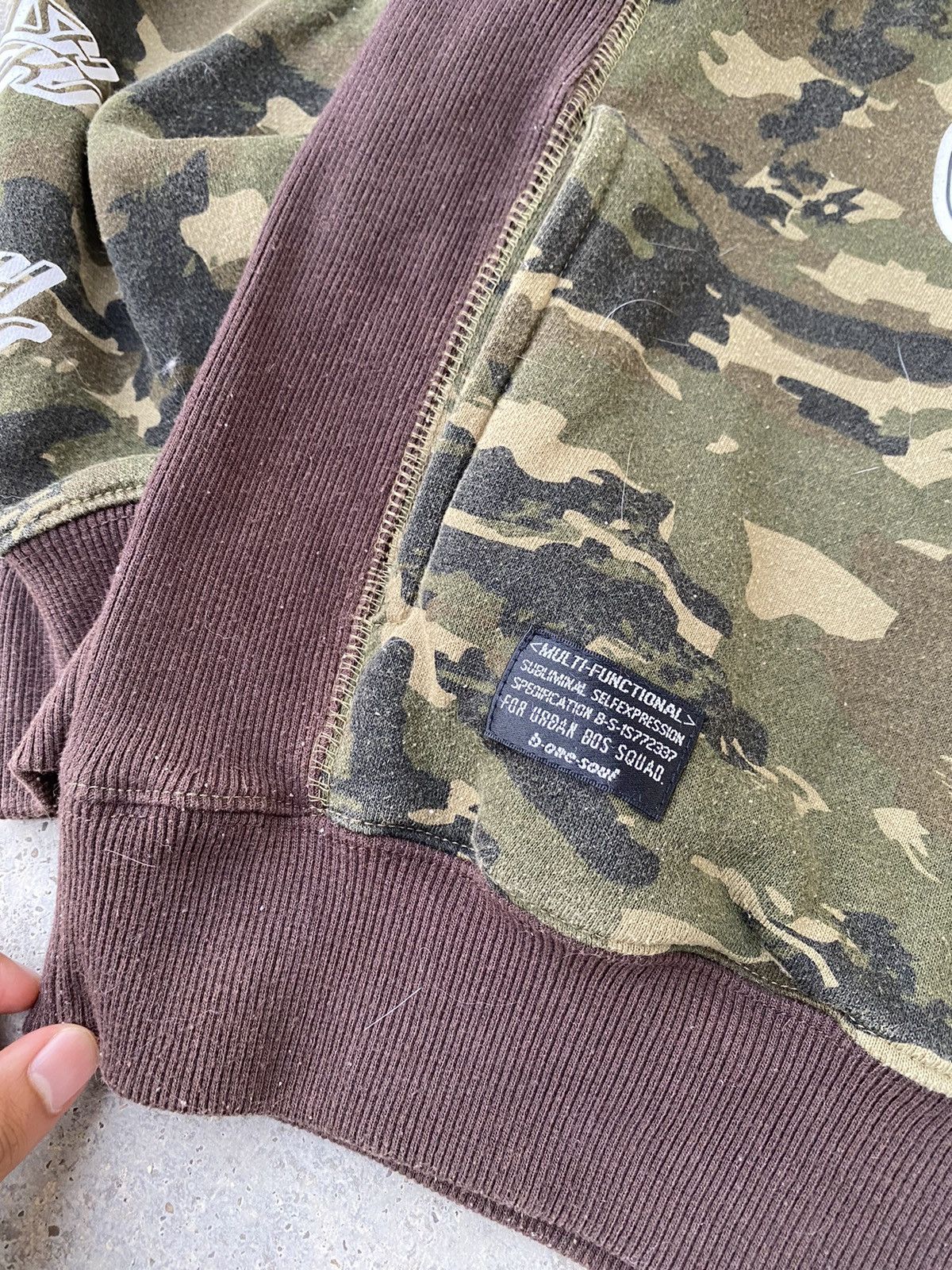 Japanese Brand Rare B One Soul Camouflage Duck Dude Pull Over Hoodie Size US L / EU 52-54 / 3 - 5 Thumbnail