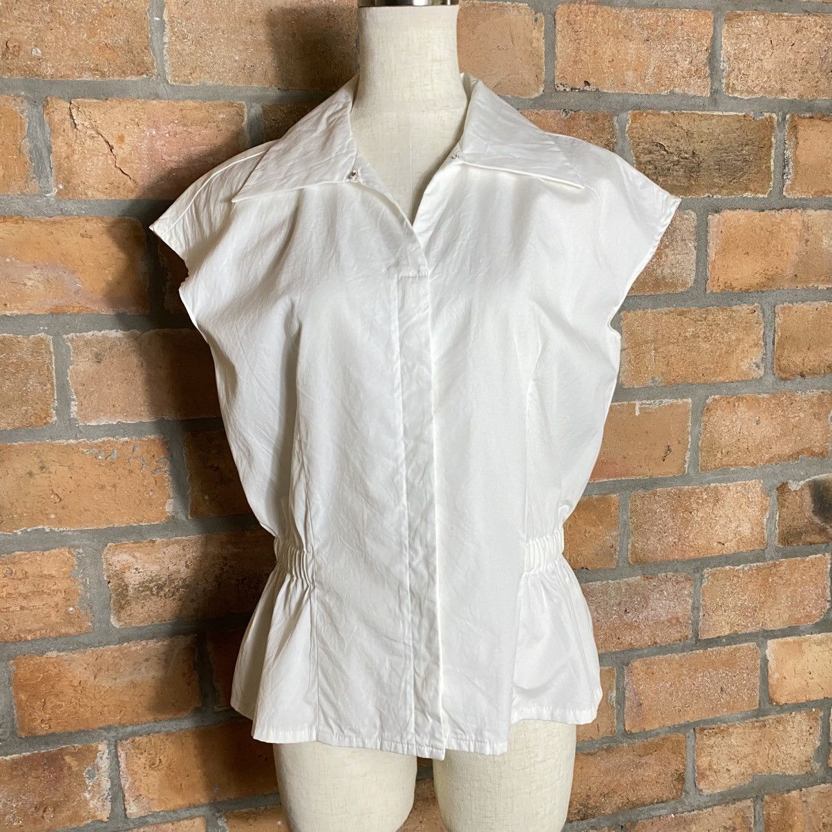 Norma Kamali ONO NORMA KAMALI White Cap Sleeve Blouse with Gathered Waist Size XL / US 12-14 / IT 48-50 - 1 Thumbnail