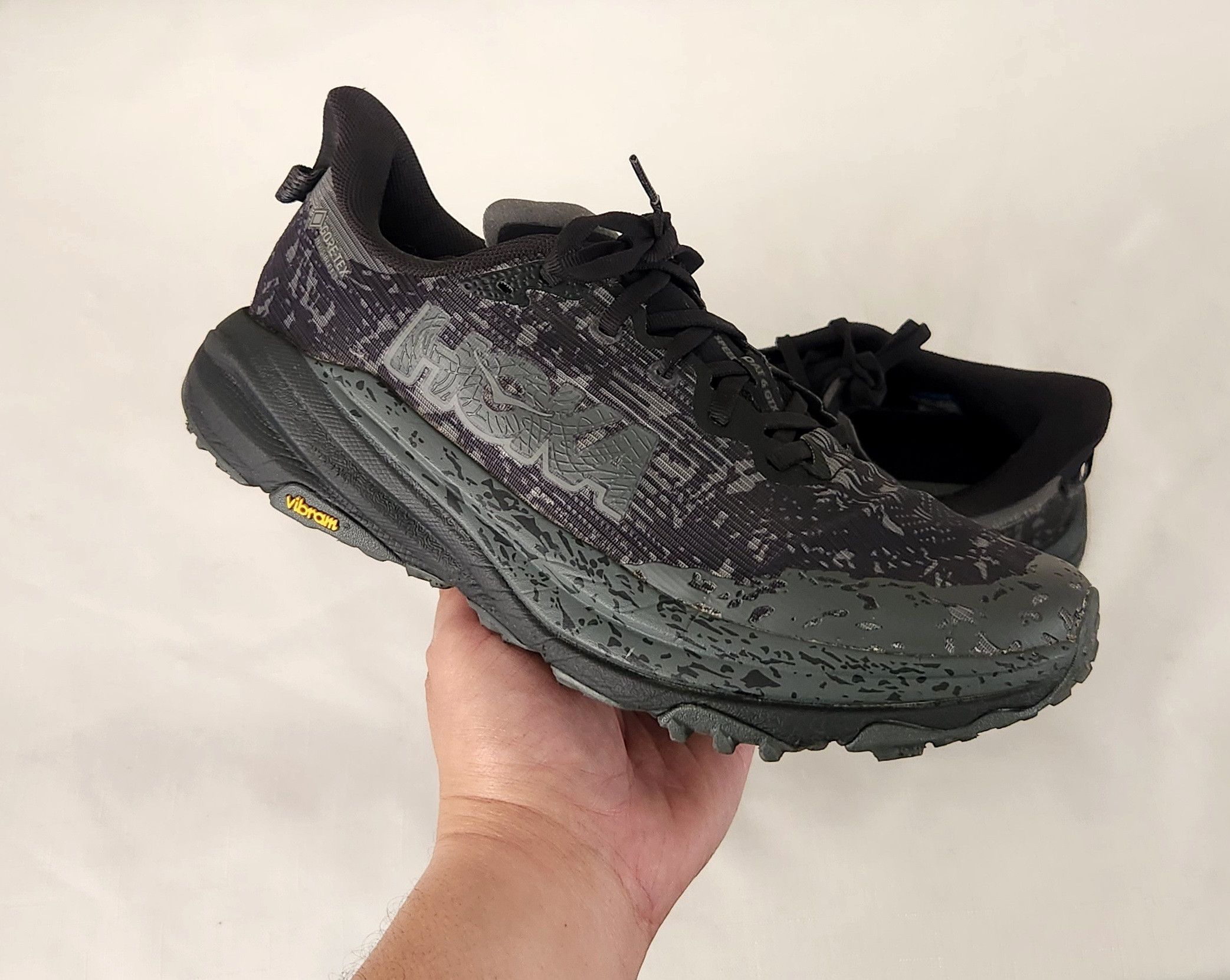 Hoka Hoka One One Men's Speedgoat 6 GTX 1155150 BCKT Black Size US 9.5 / EU 42-43 - 1 Thumbnail