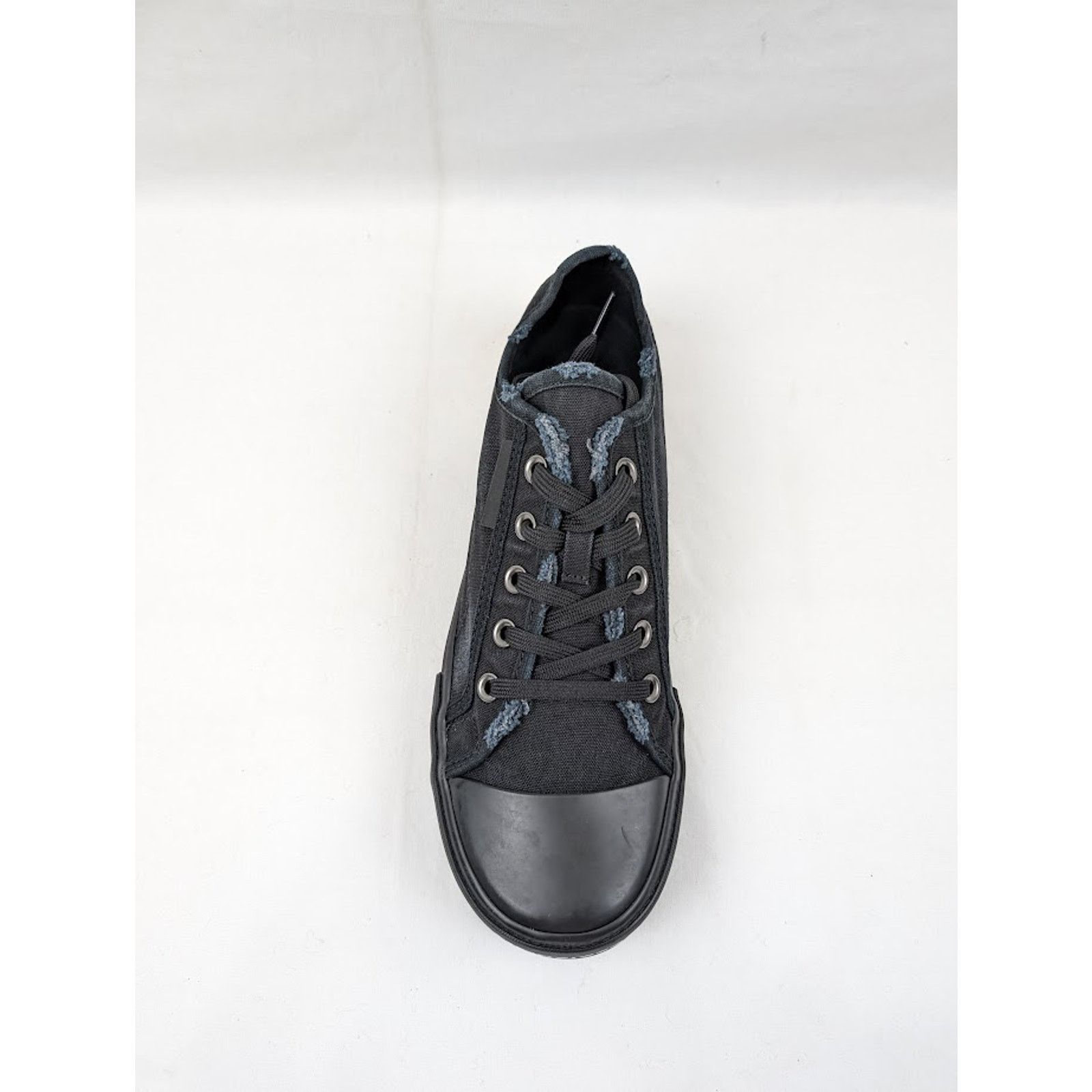 Balenciaga o1rshd1 Paris Low-Top Sneakers in Black Size US 8 / EU 41 - 7 Thumbnail