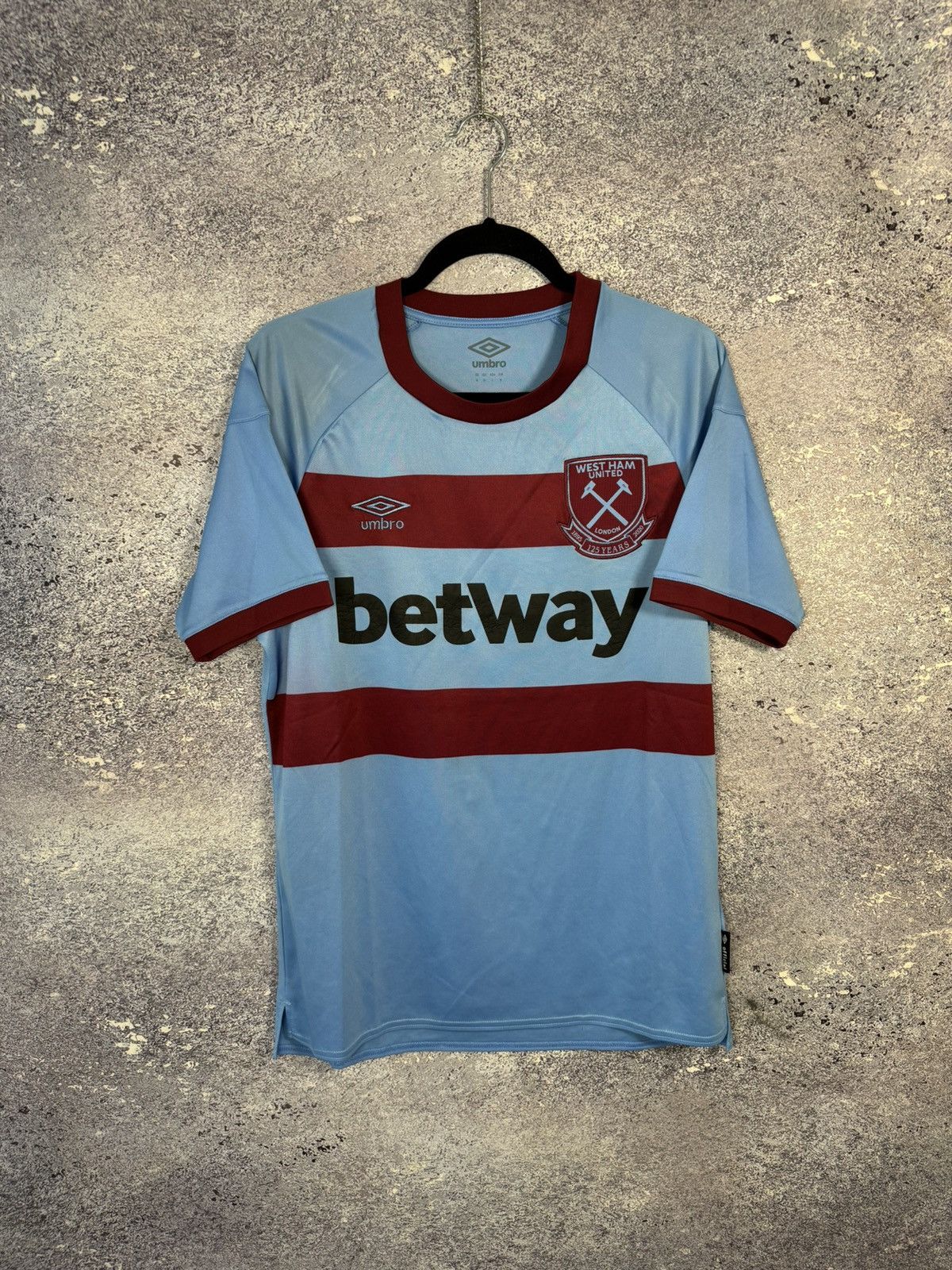 Umbro × Vintage Vintage West Ham United 2020/21 Umbro Jersey M size Size US M / EU 48-50 / 2 - 1 Thumbnail