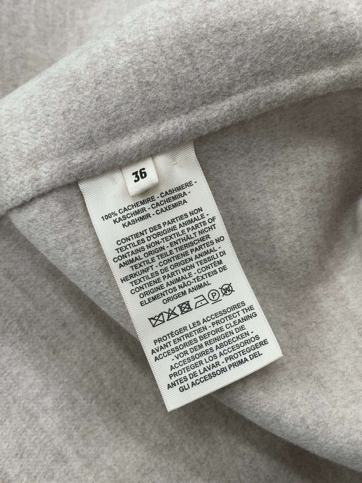 Hermes Hermes Oatmeal Cashmere Gilet FR36 NWT Size XS / US 0-2 / IT 36-38 - 5 Thumbnail