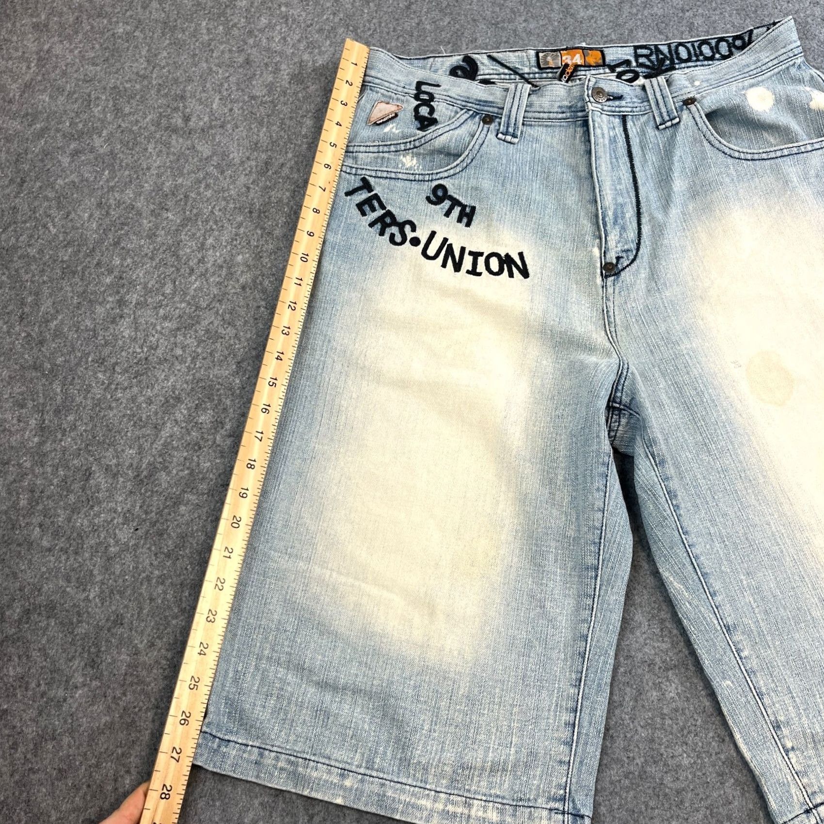 Denime Akadimilk Mens Denim Shorts W34 Blue Vintage 90s Spellout Embroidered Hiphop Y2K Cargo Pockets 5-Pocket Regular Mens Size US 34 / EU 50 - 3 Thumbnail