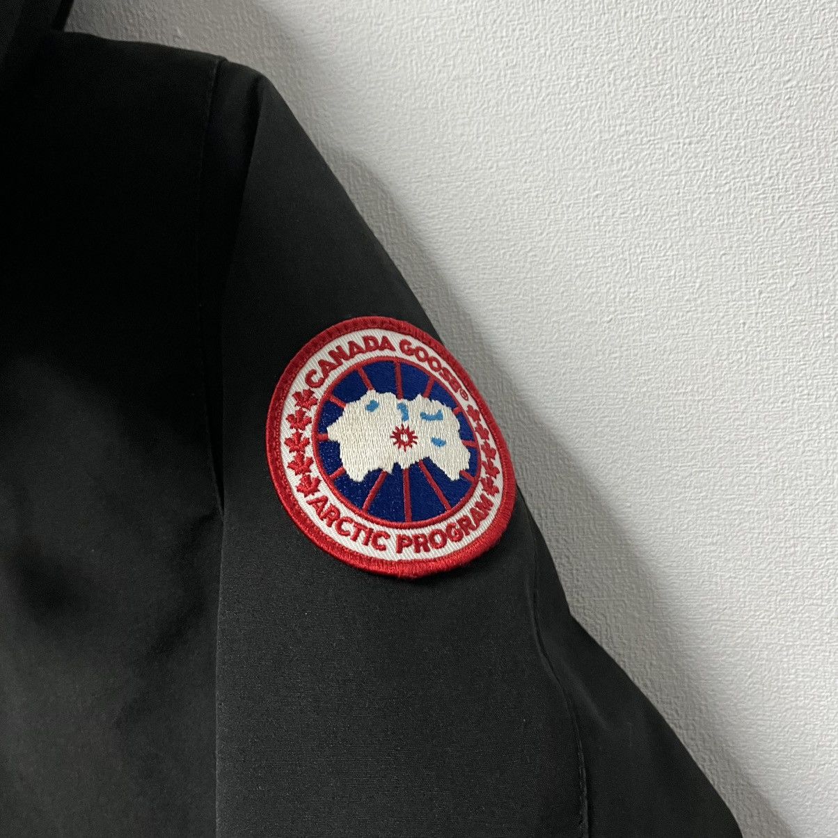 Canada Goose CANADA GOOSE JACKET Size US S / EU 44-46 / 1 - 5 Thumbnail