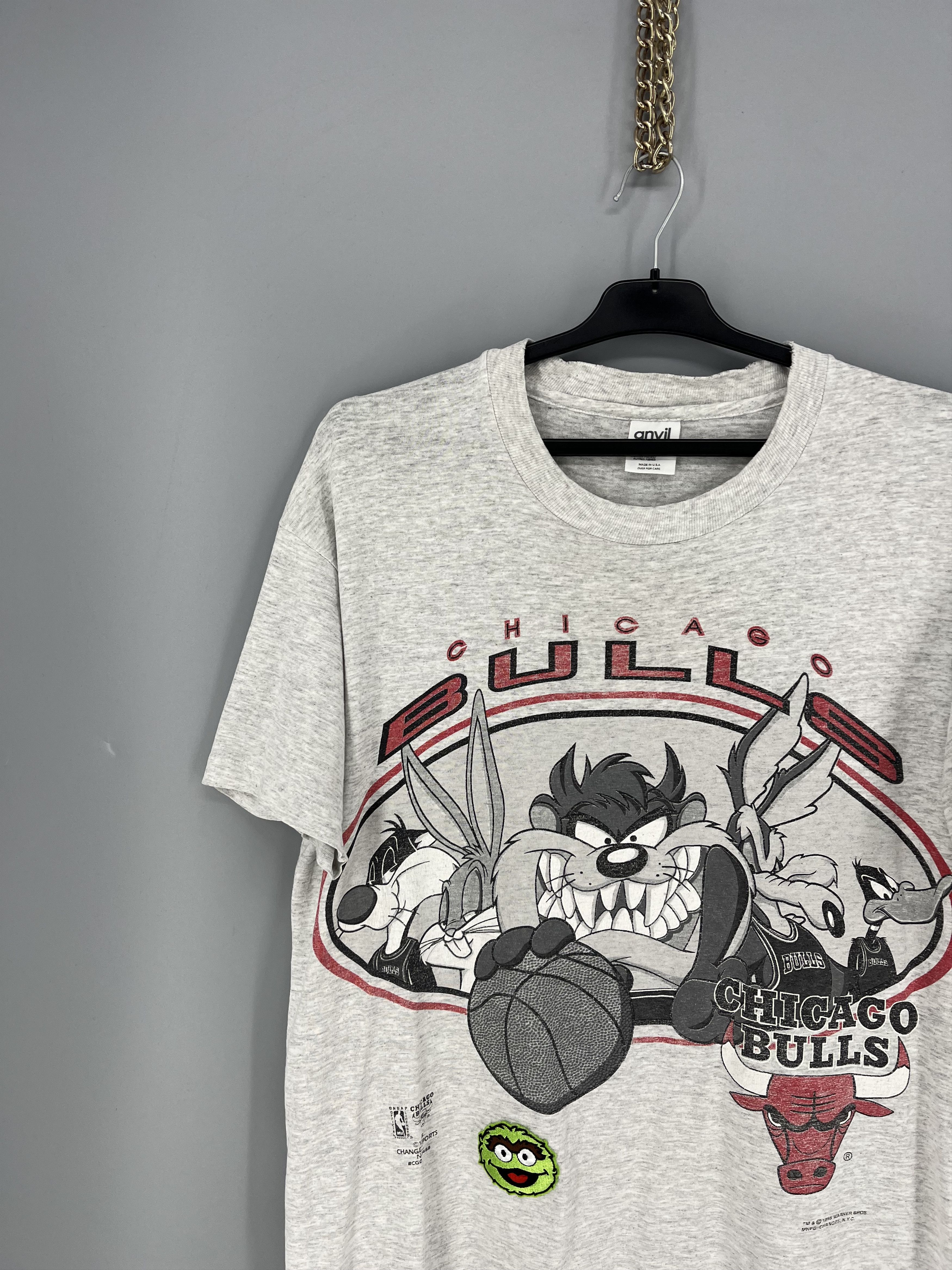 Warner Bros Vintage Looney Tunes Chicago Bull Grey Shirt 90S MADE IN USA Size US L / EU 52-54 / 3 - 4 Thumbnail
